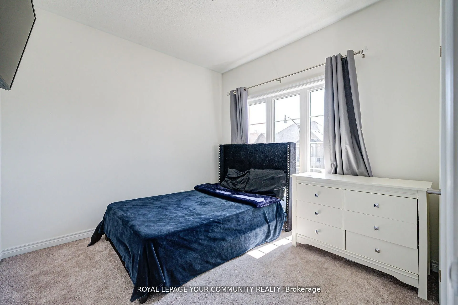 16 Angelfish Road