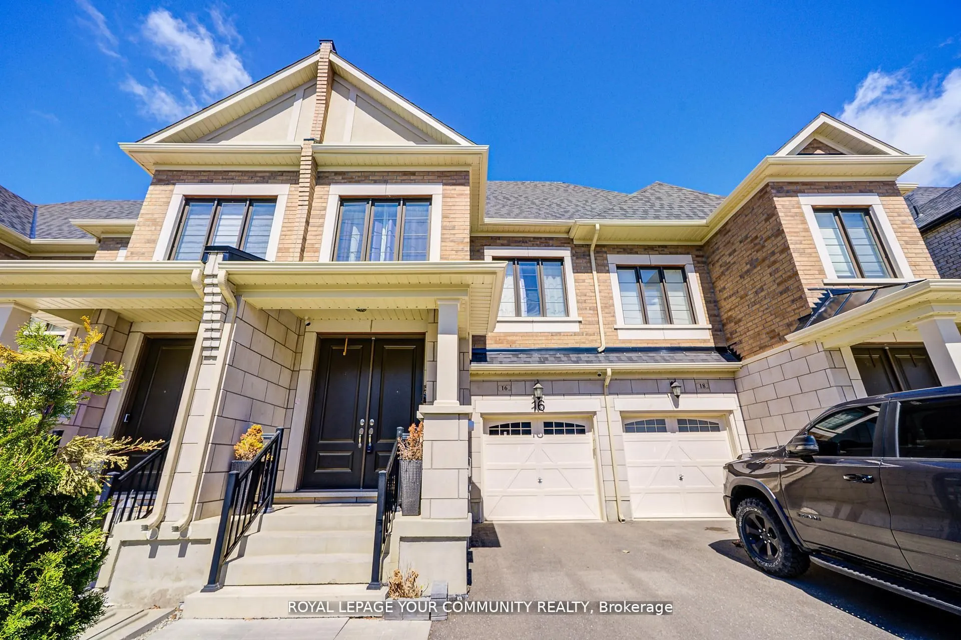16 Angelfish Road