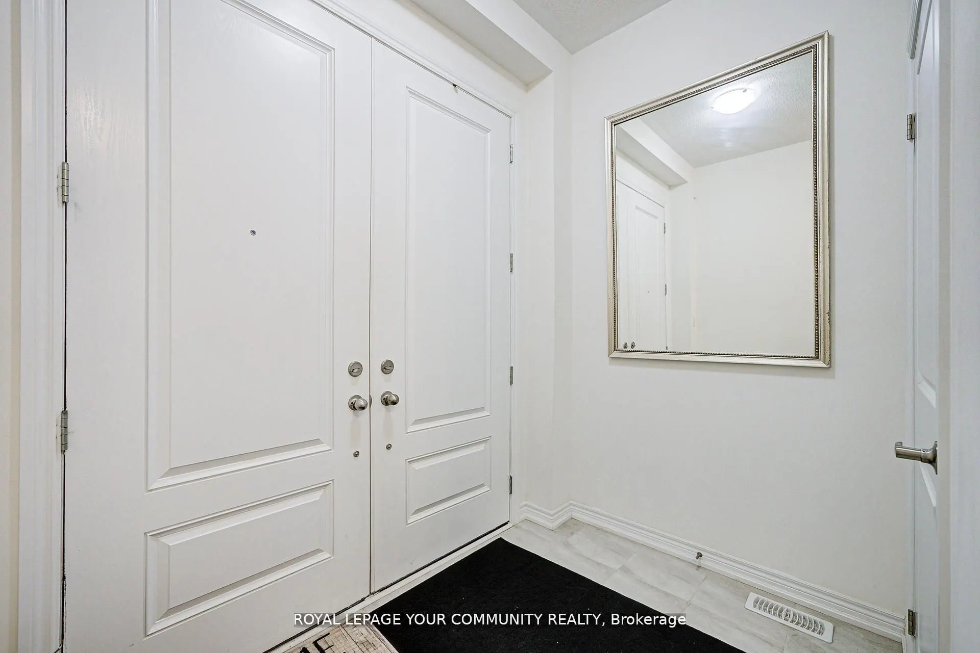 16 Angelfish Road