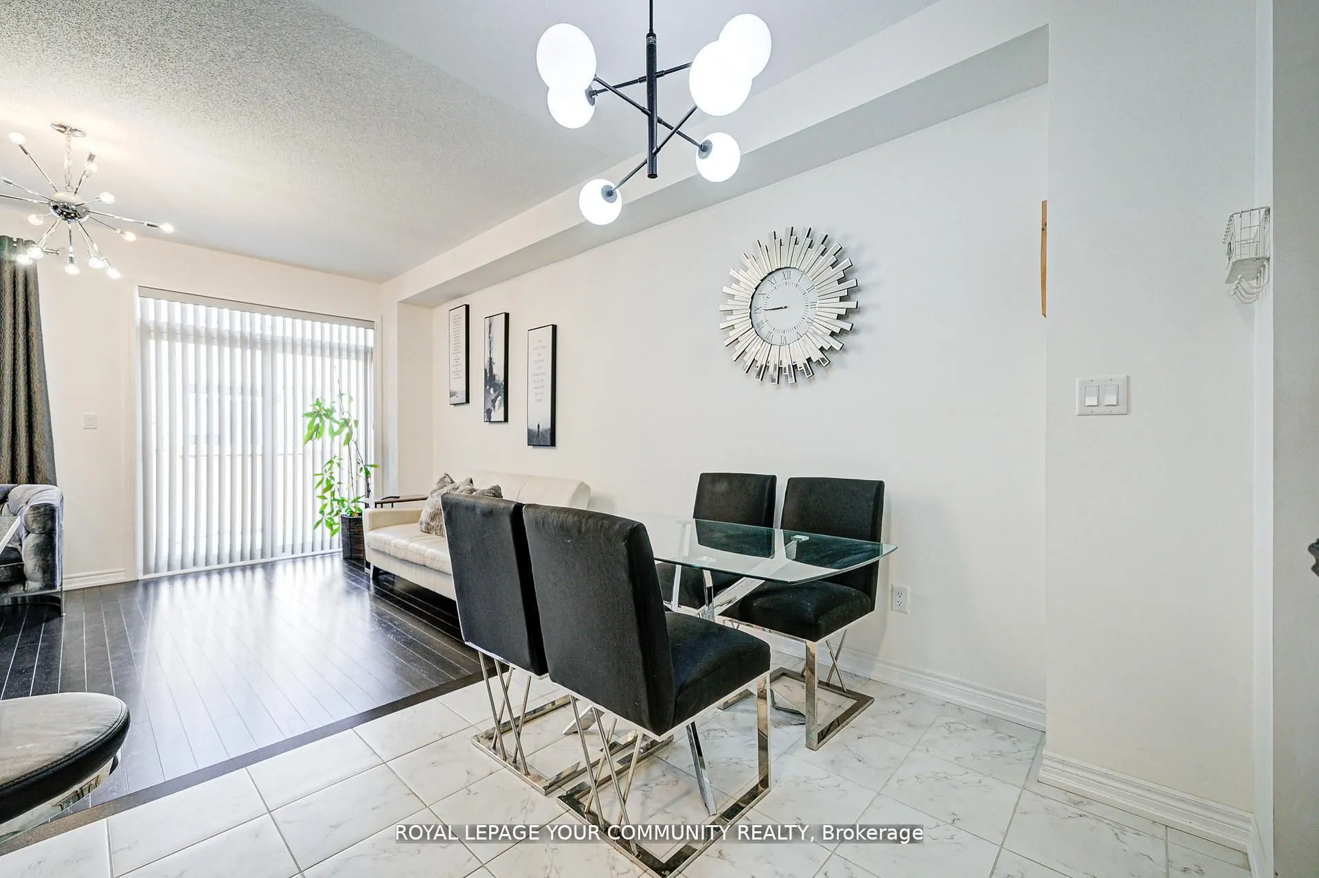 16 Angelfish Road