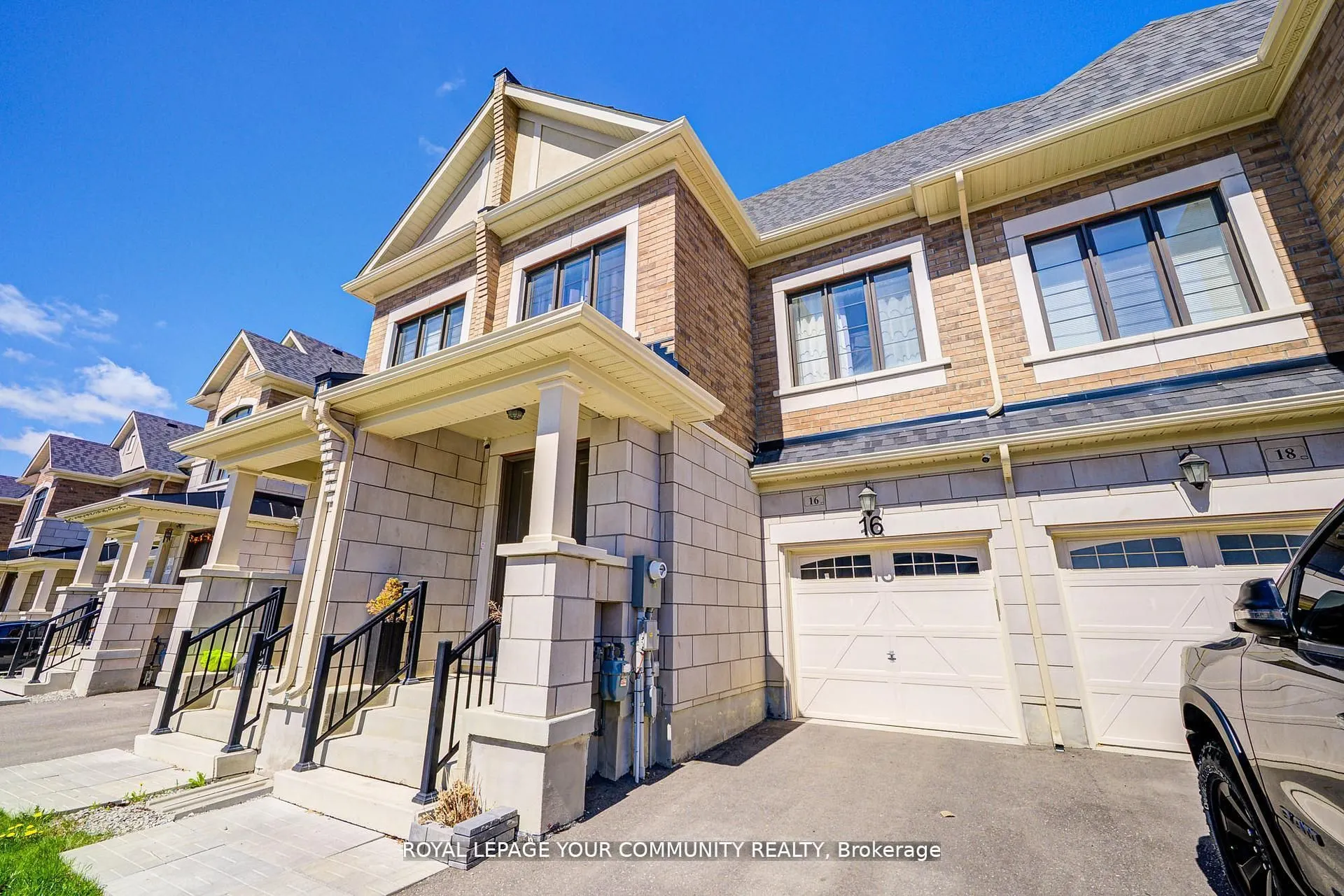16 Angelfish Road