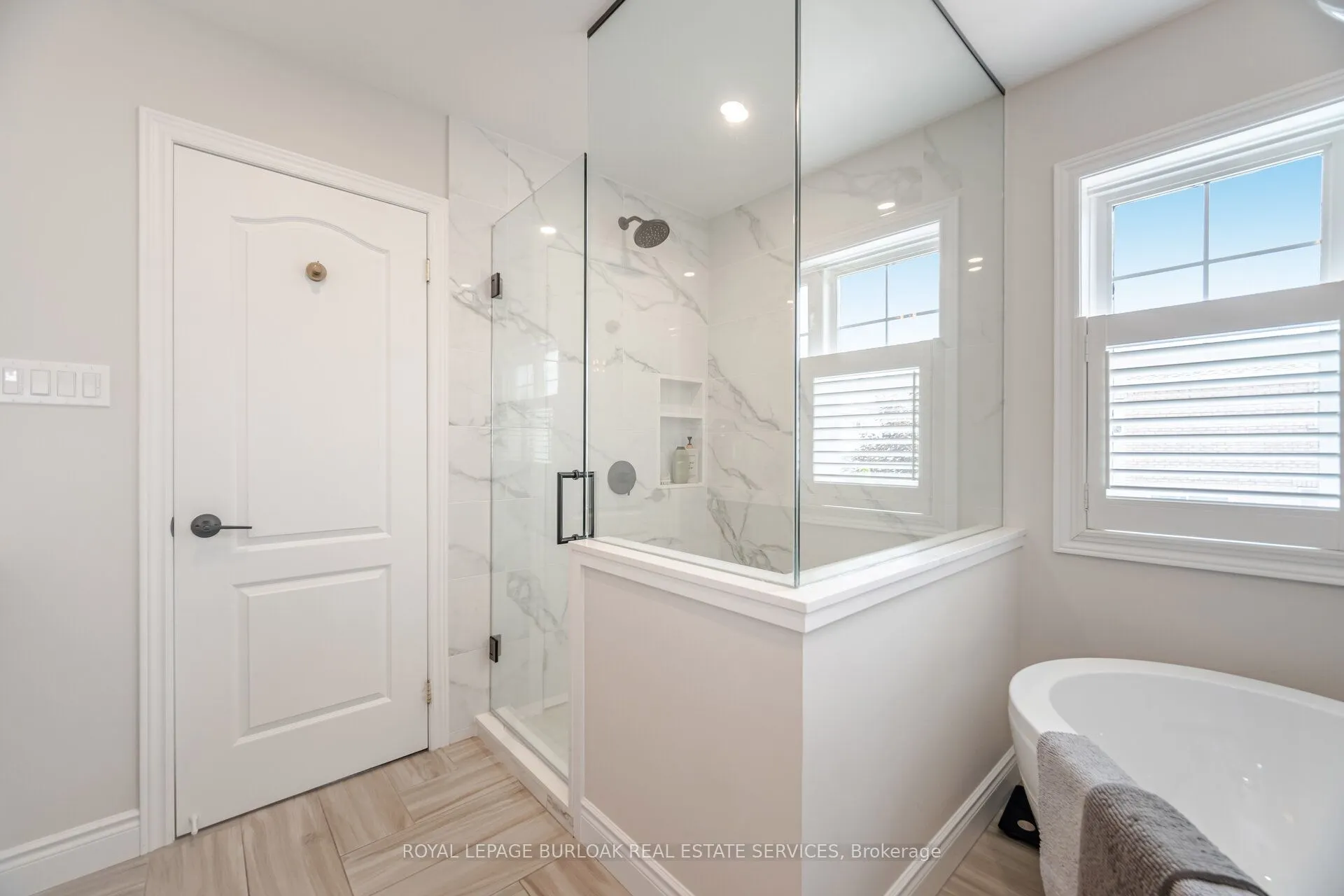 1253 Roper Drive