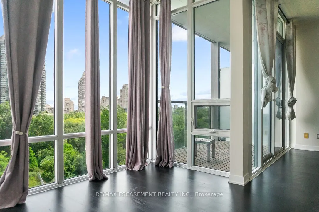 88 Park Lawn Road, #607