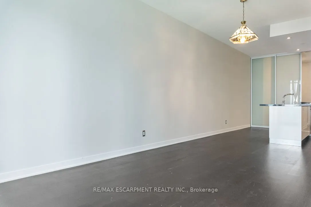 88 Park Lawn Road, #607