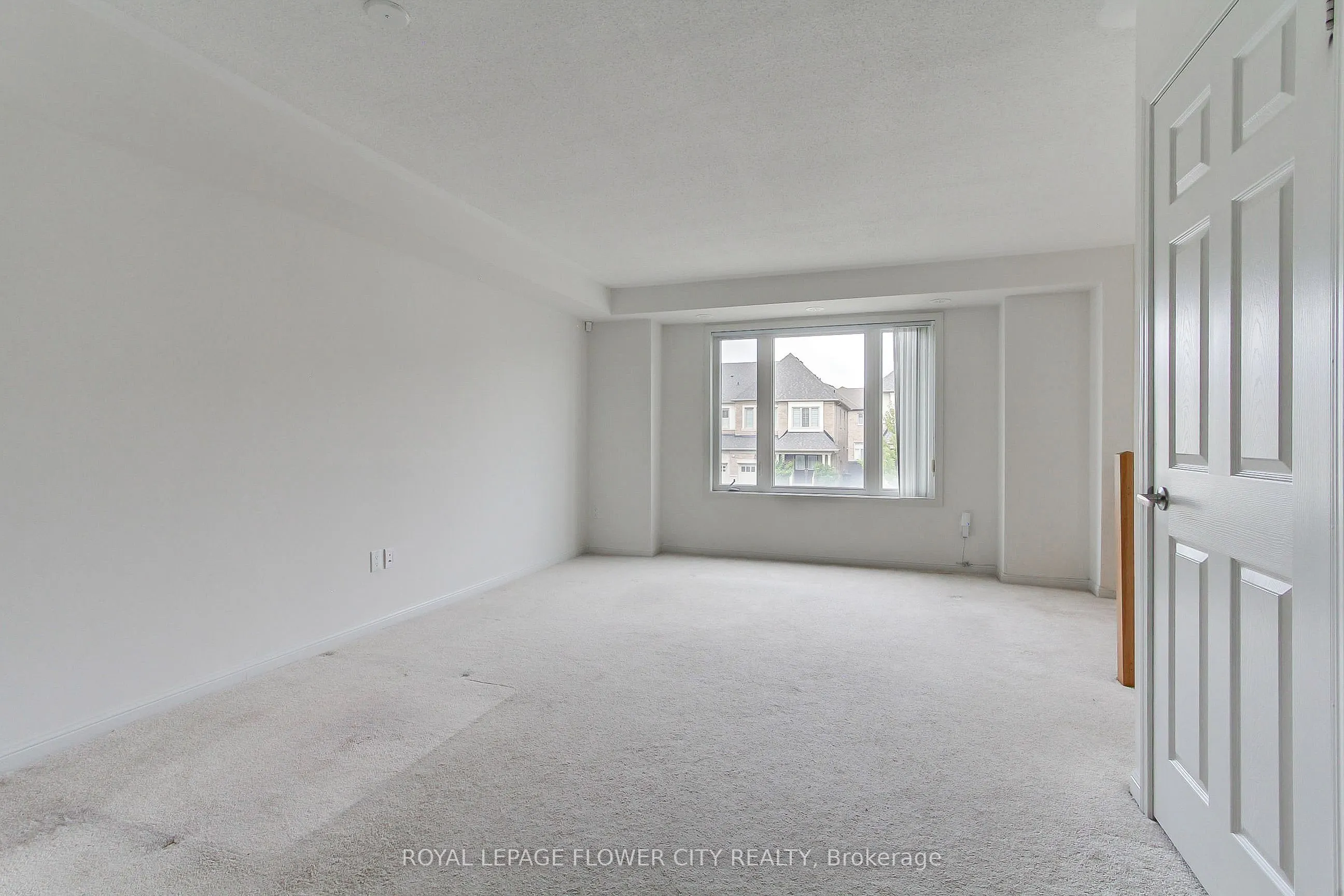 1 Beckenrose Court, #21