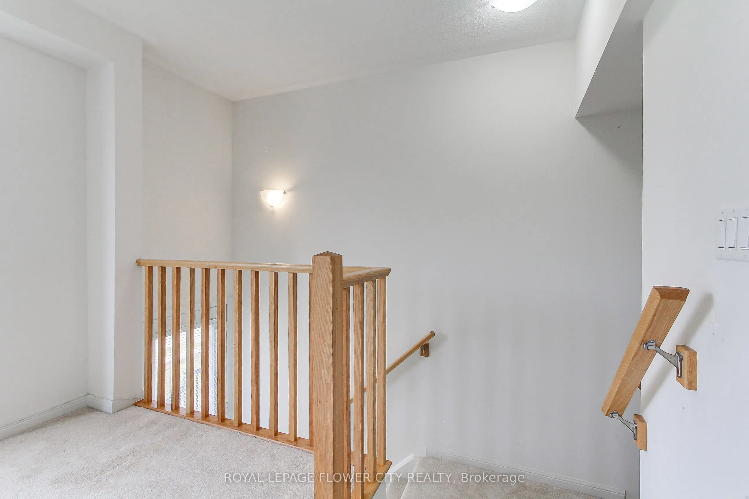 1 Beckenrose Court, #21