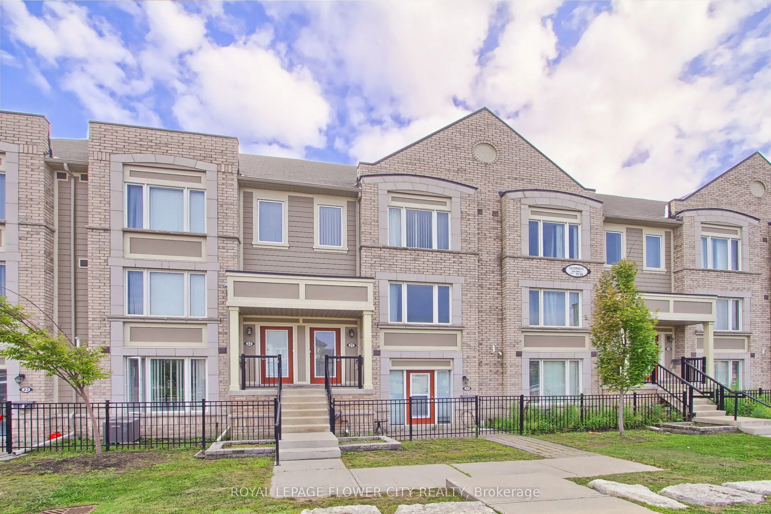 1 Beckenrose Court, #21