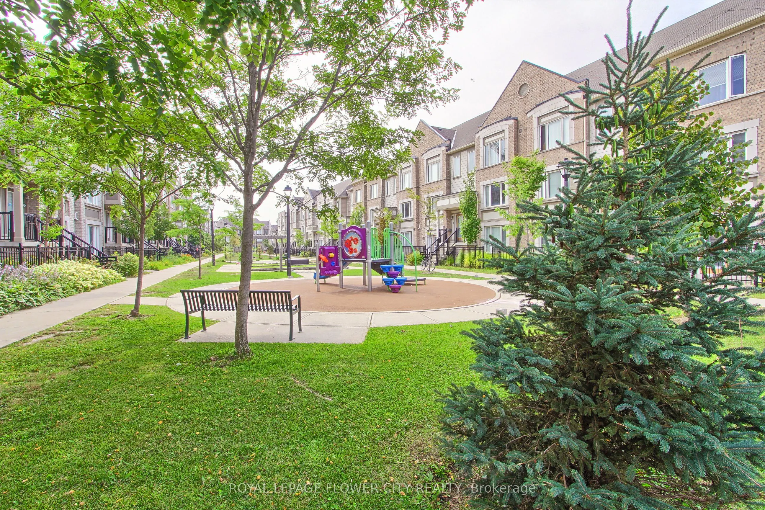 1 Beckenrose Court, #21