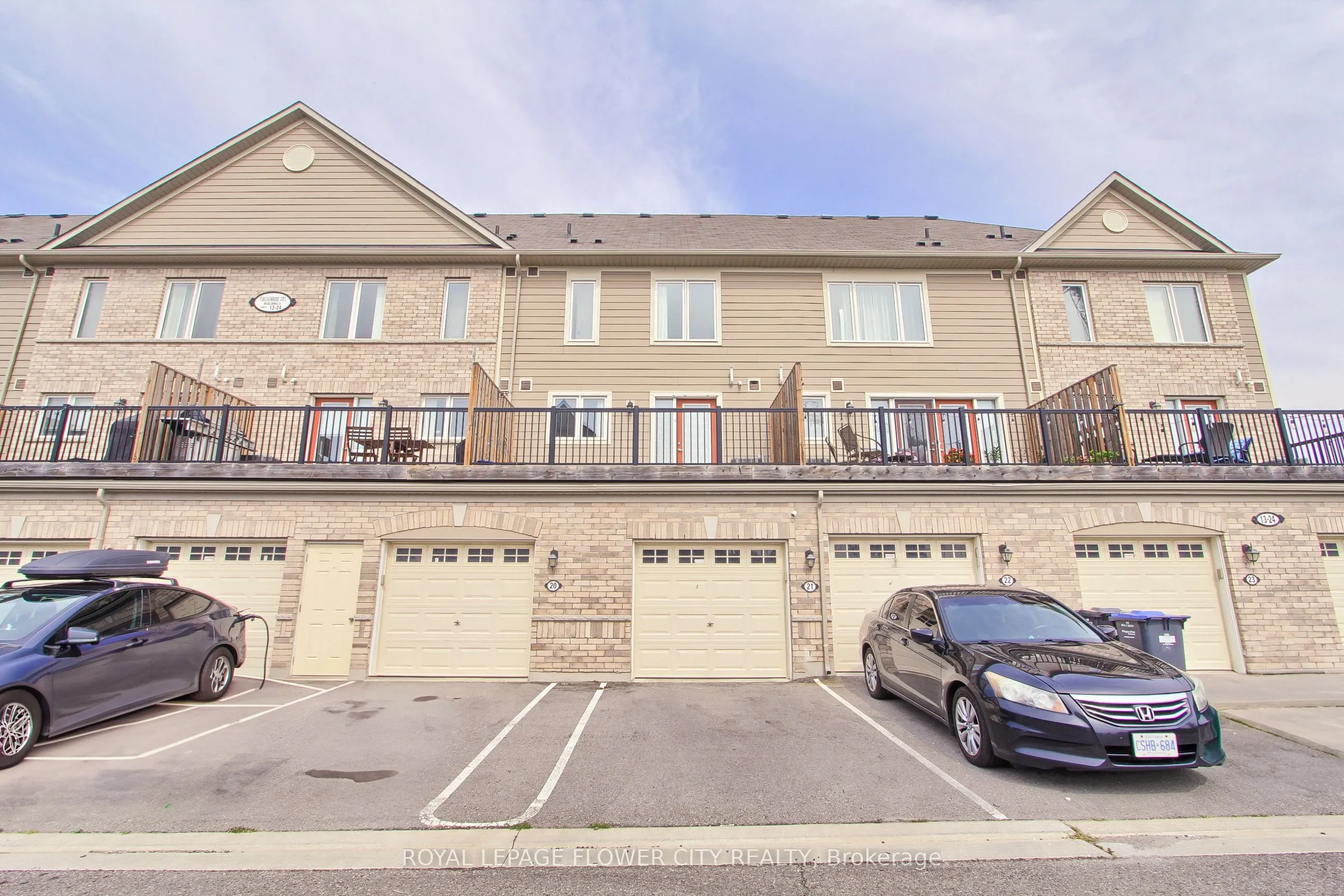 1 Beckenrose Court, #21