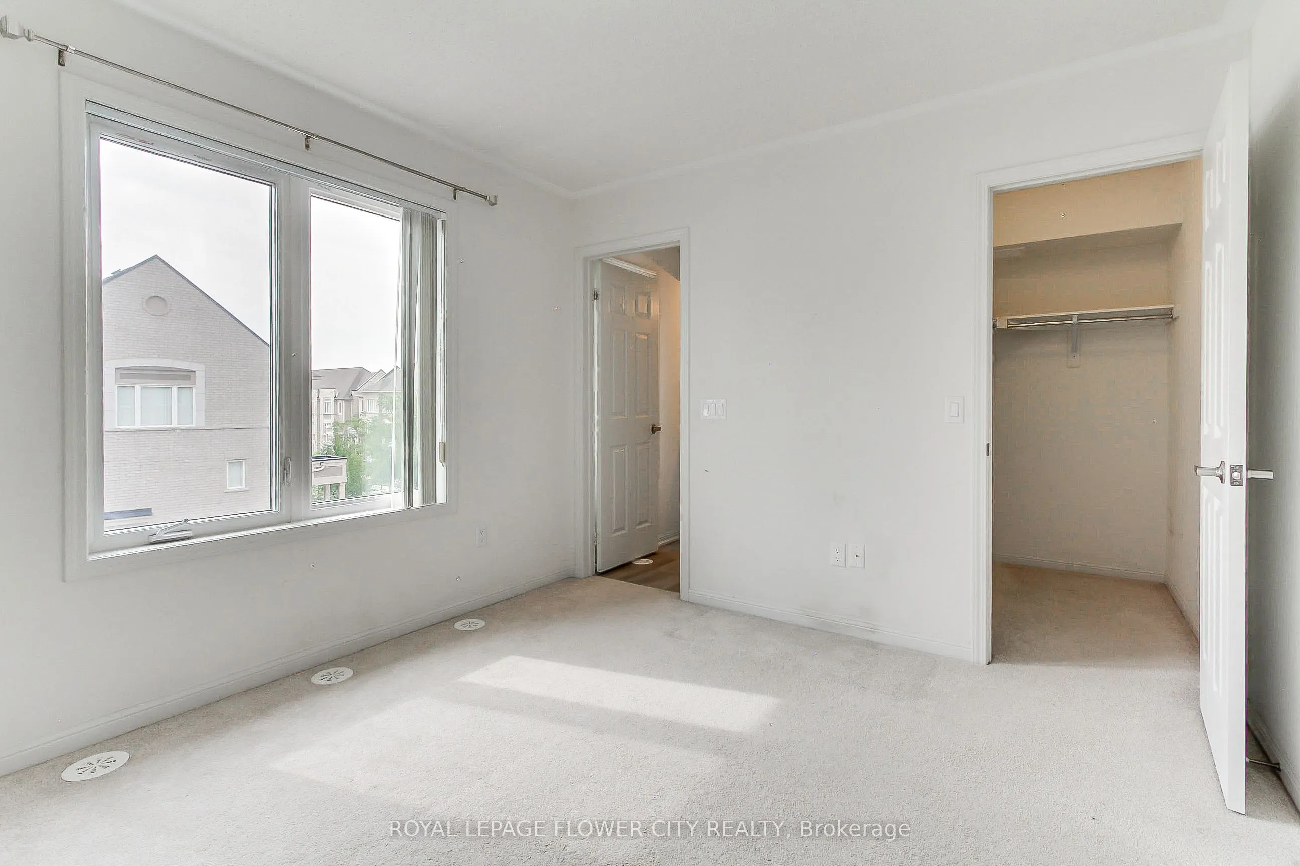 1 Beckenrose Court, #21