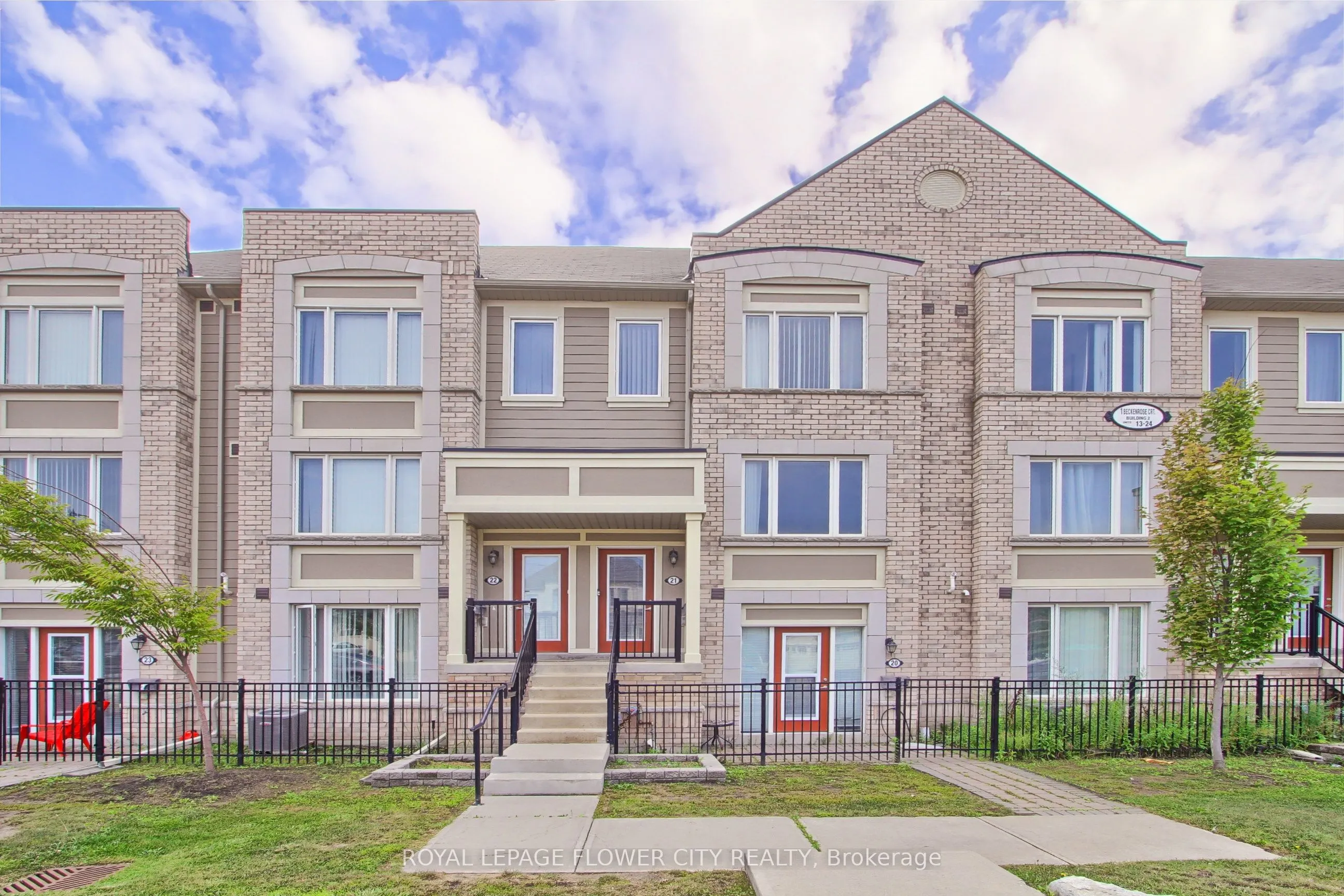 1 Beckenrose Court, #21