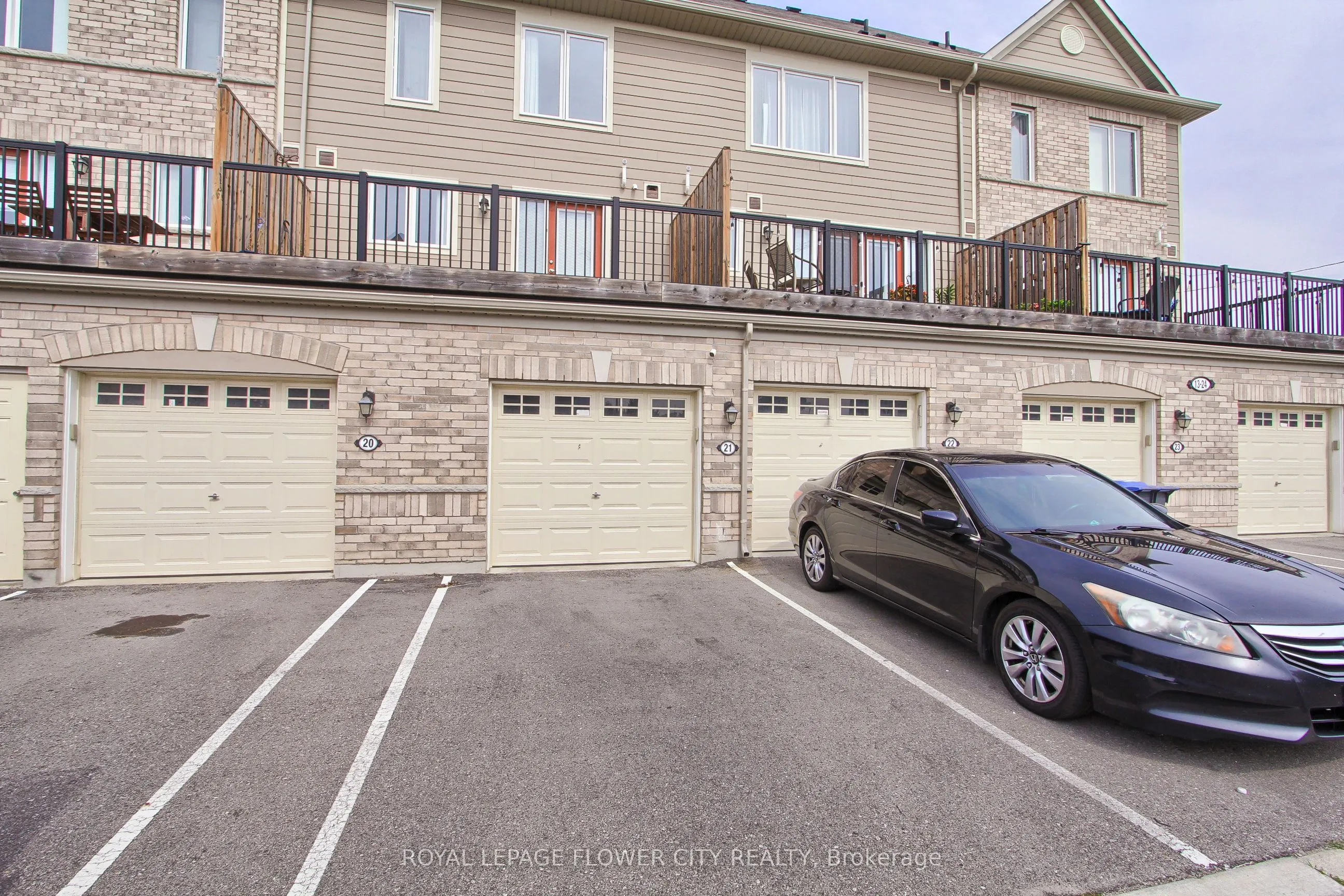 1 Beckenrose Court, #21