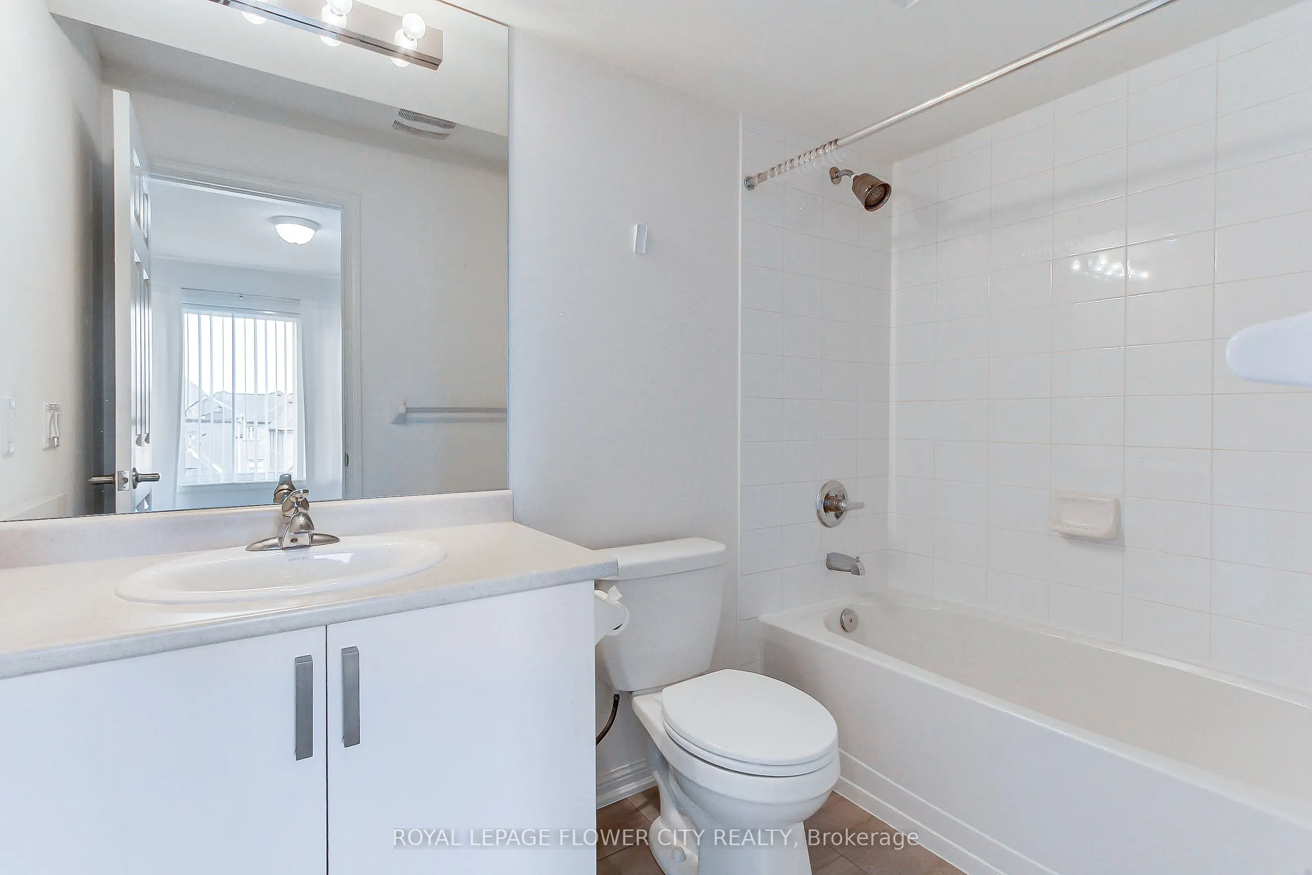 1 Beckenrose Court, #21
