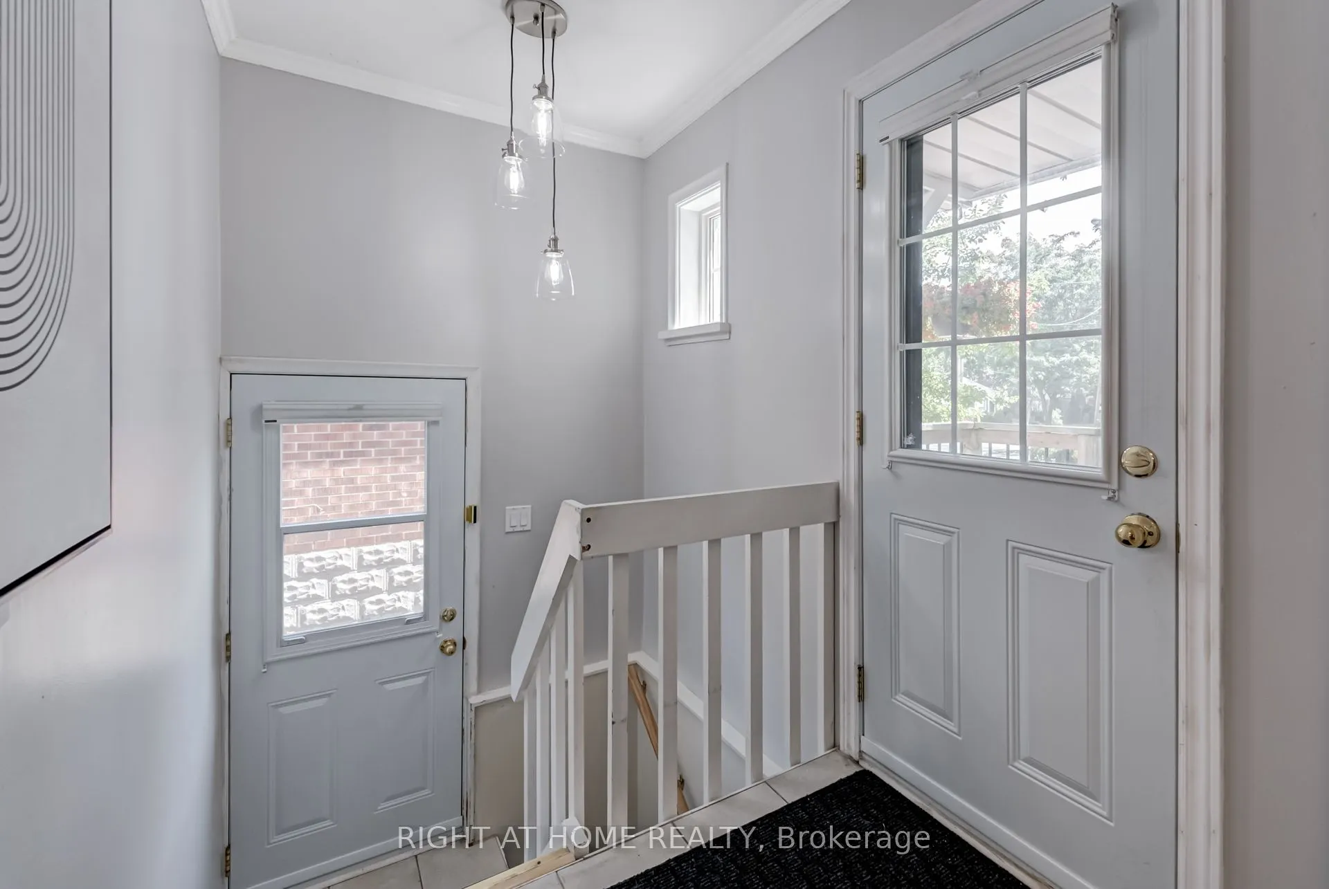 6 Struthers Street