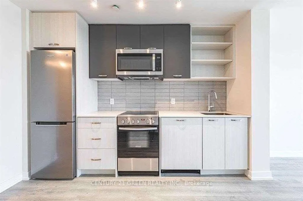 2300 St. Clair Avenue W, #502