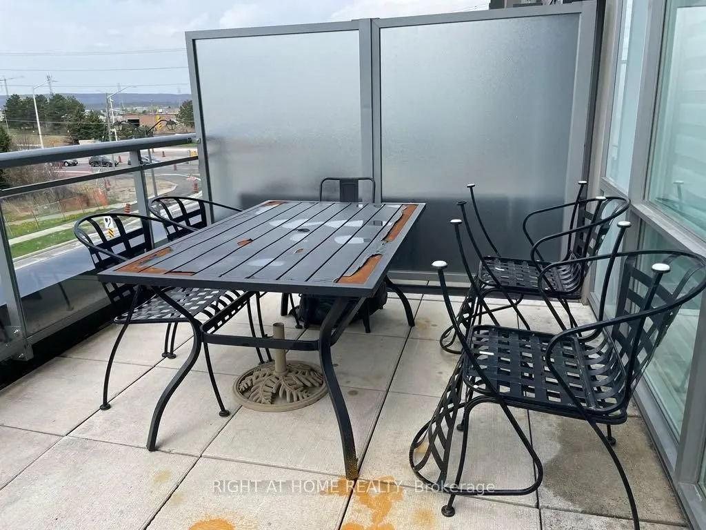 5220 Dundas Street, #D319