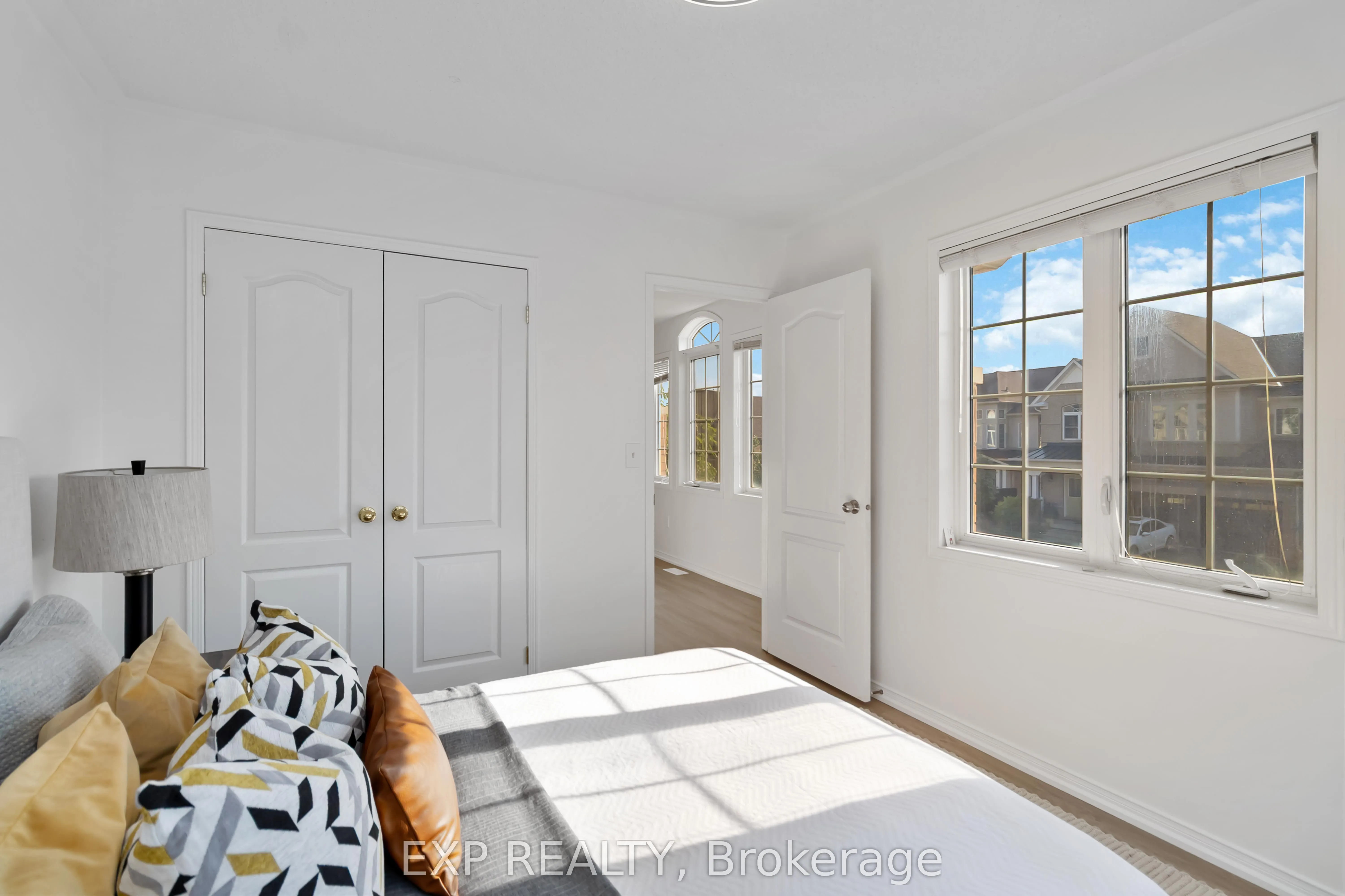 4862 Thomas Alton Boulevard