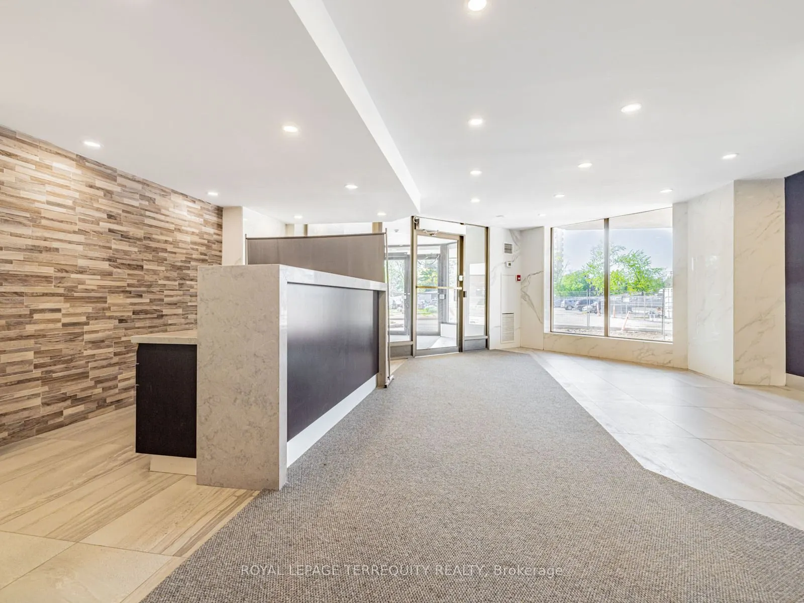 234 Albion Road, #1708