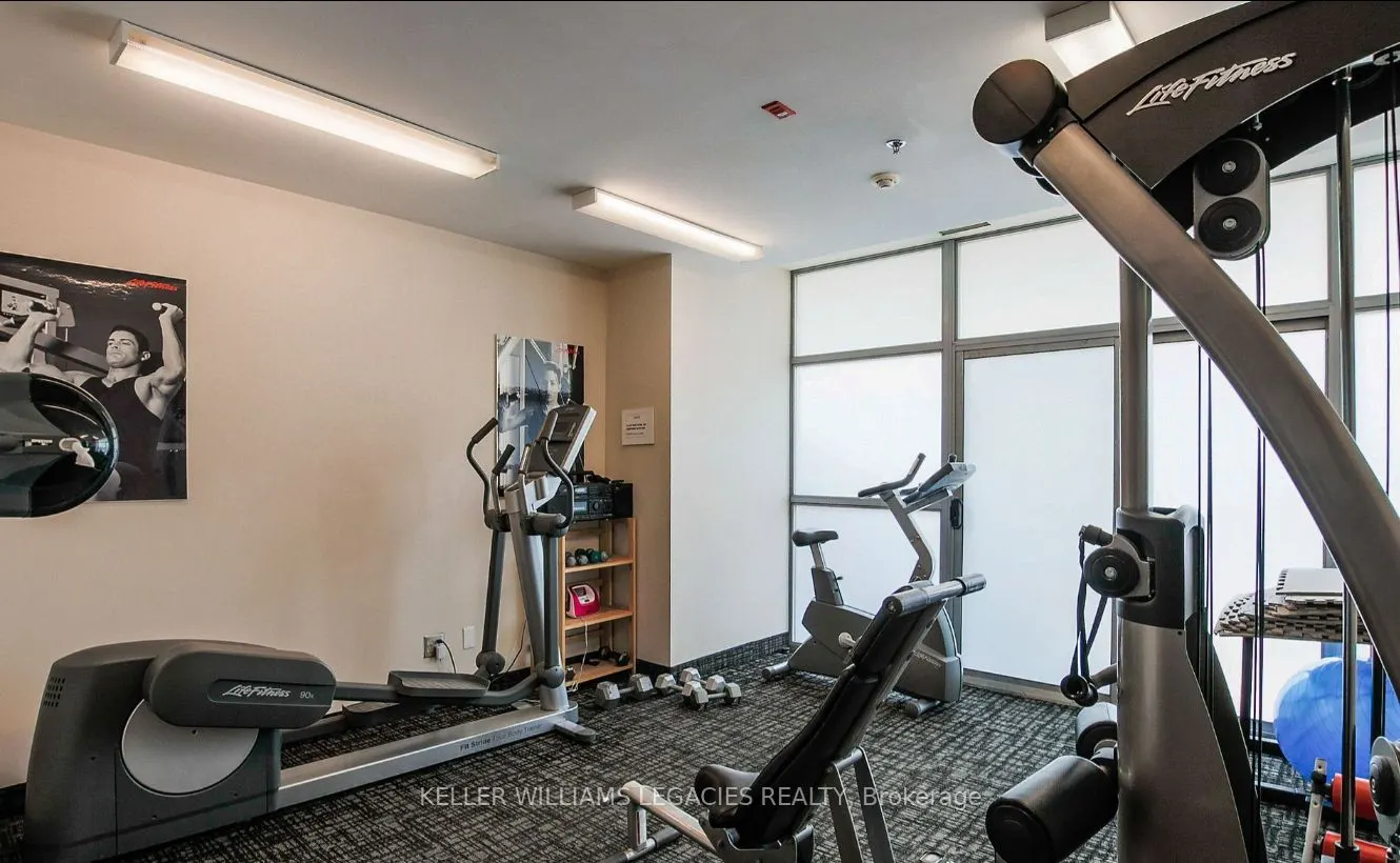2464 Weston Road, #709