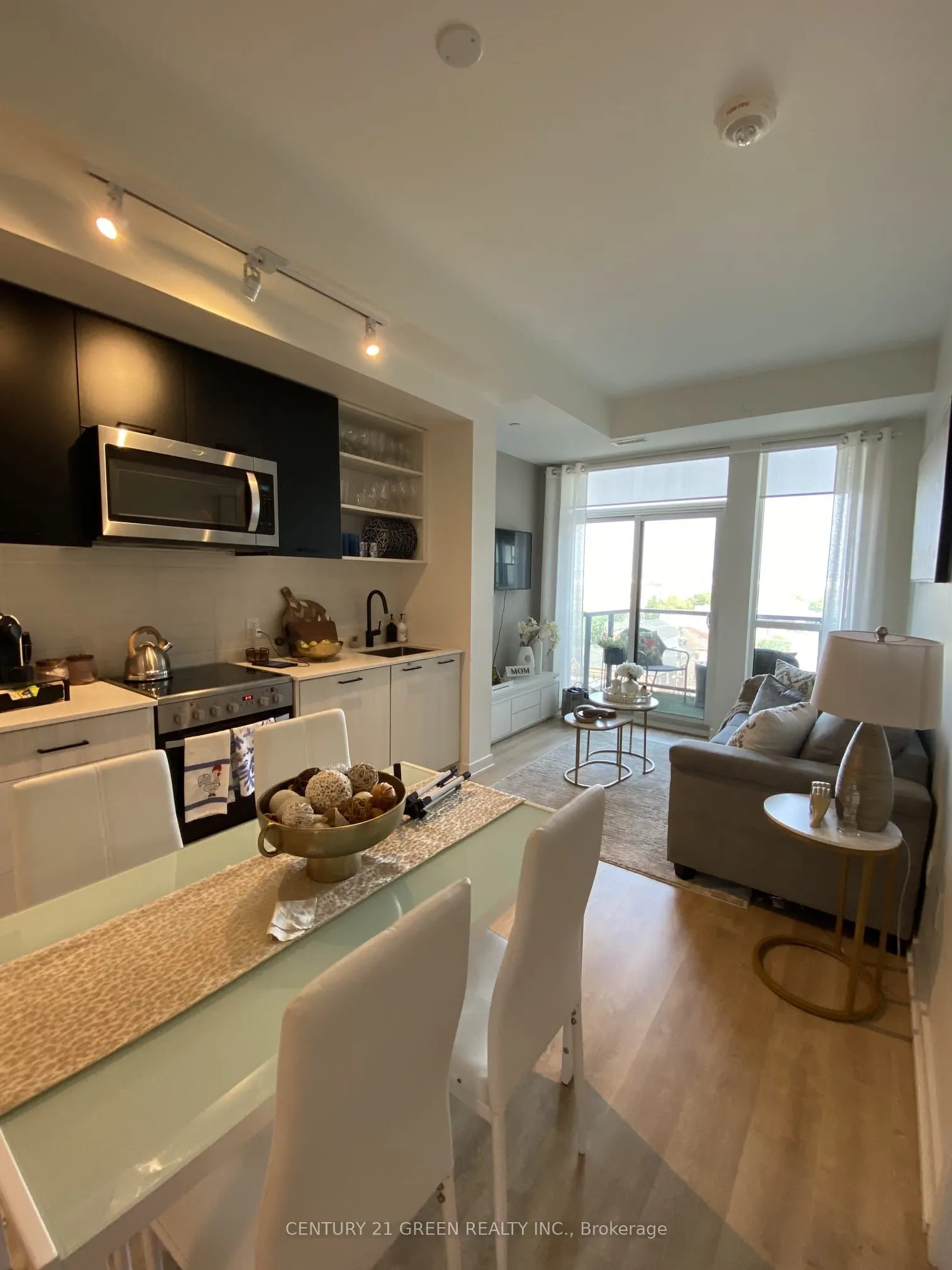 2300 St. Clair Avenue W, #613