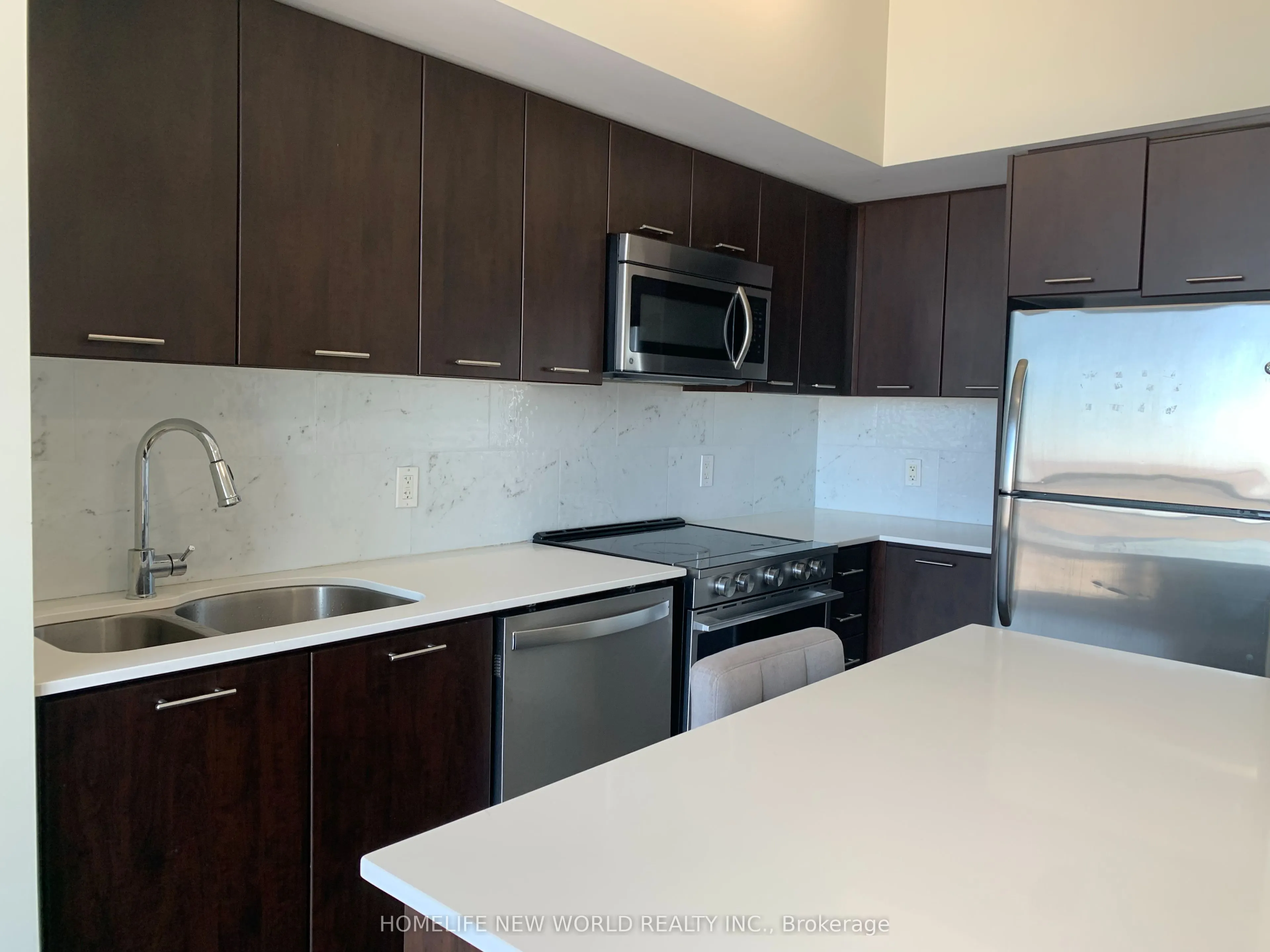 2220 Lakeshore Boulevard W, #4505