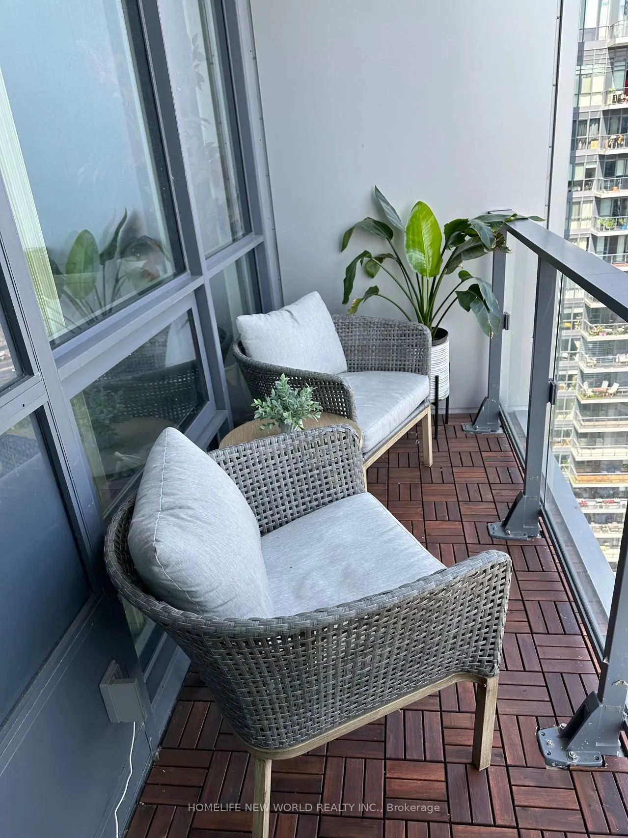 2220 Lakeshore Boulevard W, #4505