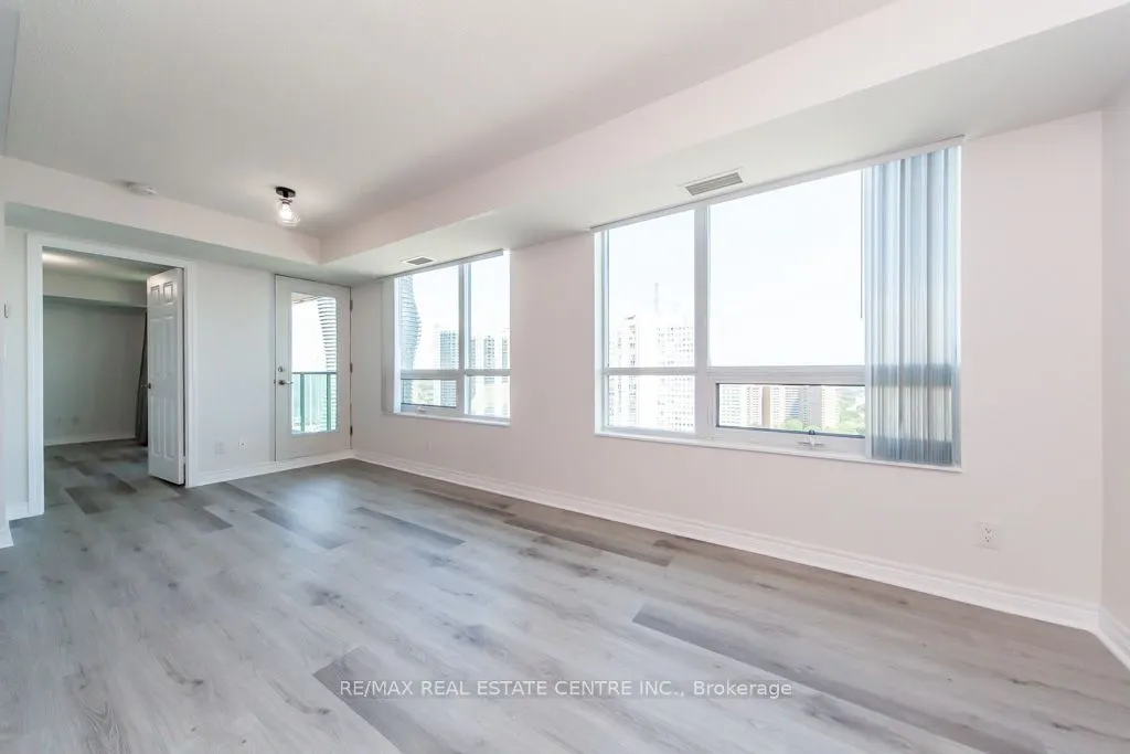 208 Enfield Place, #2701
