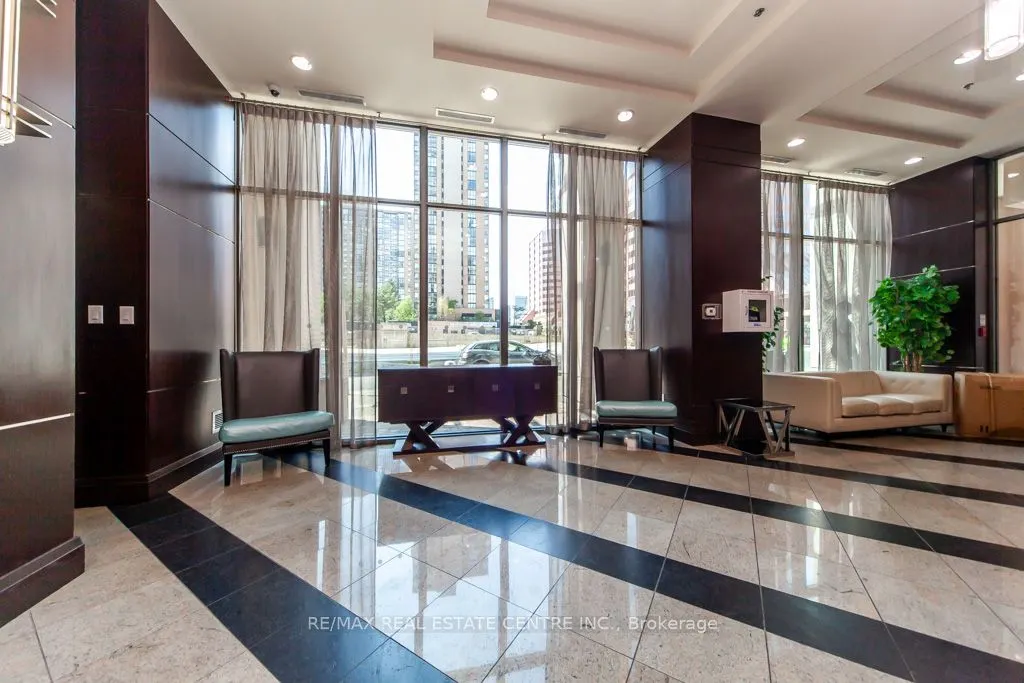 208 Enfield Place, #2701