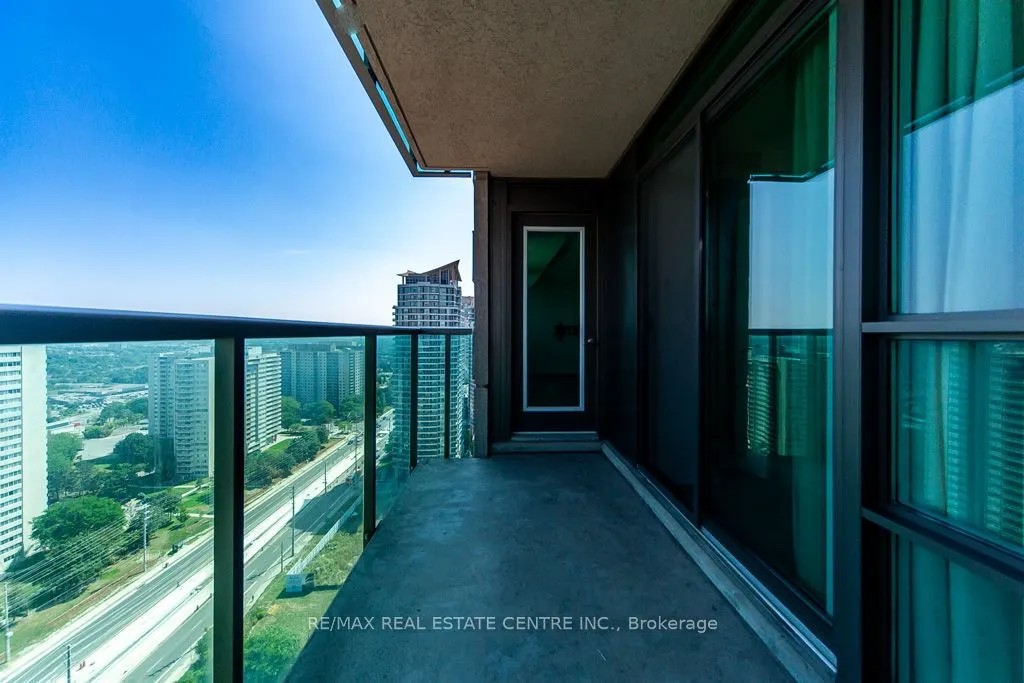 208 Enfield Place, #2701