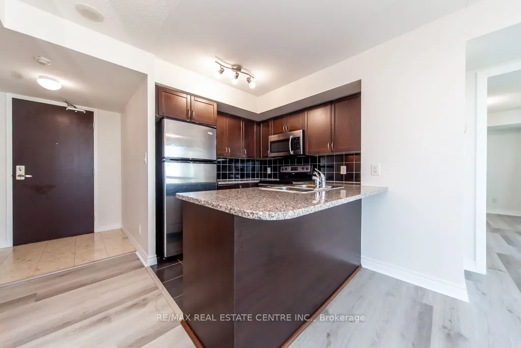 208 Enfield Place, #2701