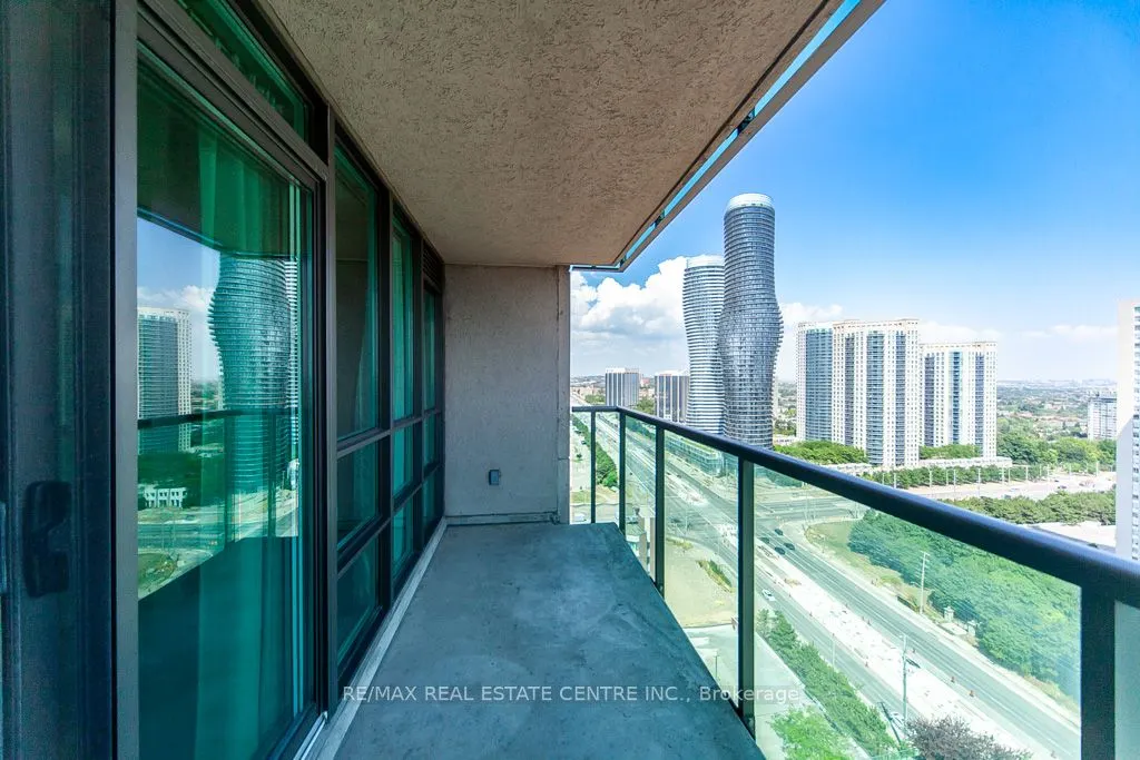 208 Enfield Place, #2701