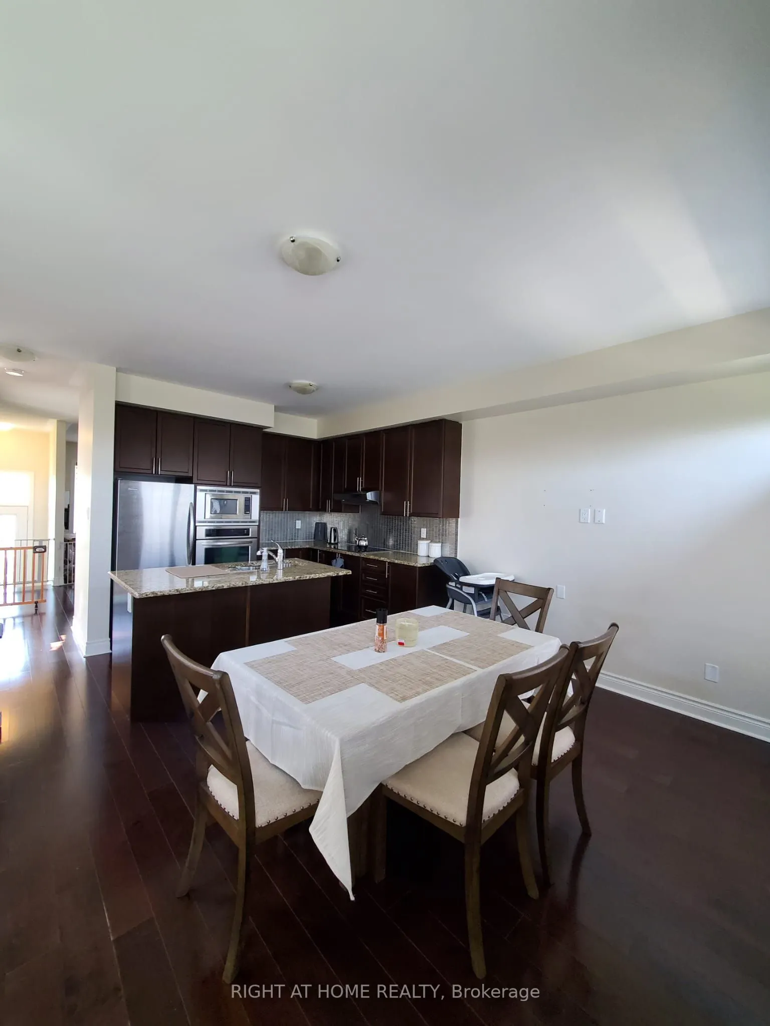 5715 Tenth Line W, #1