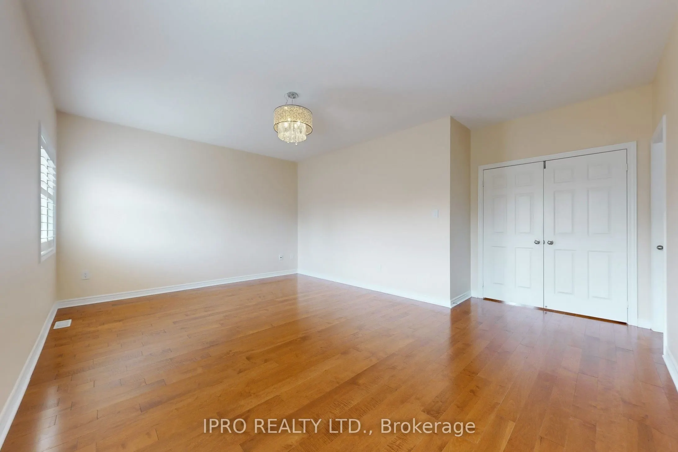 2472 North Ridge Trail S