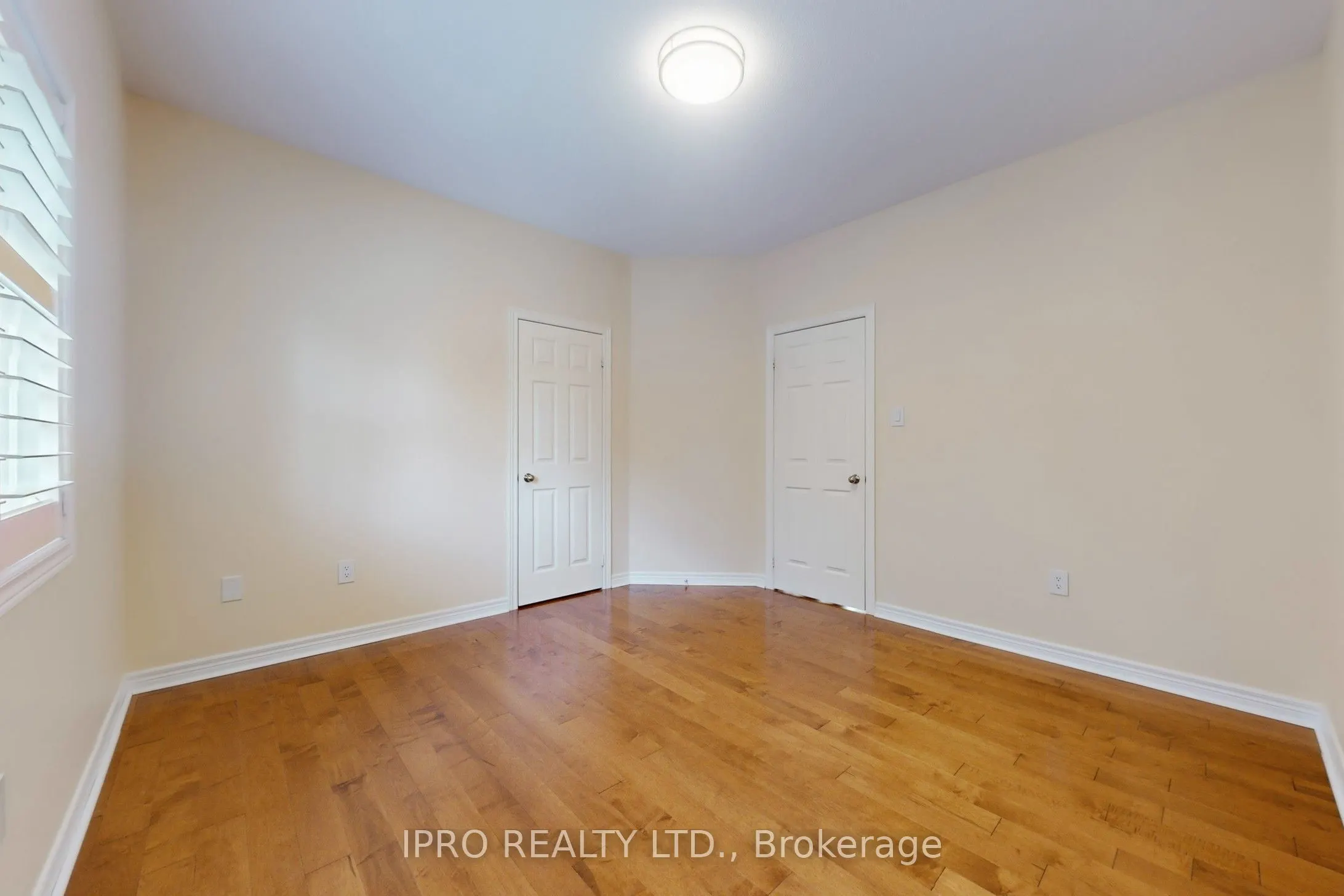 2472 North Ridge Trail S