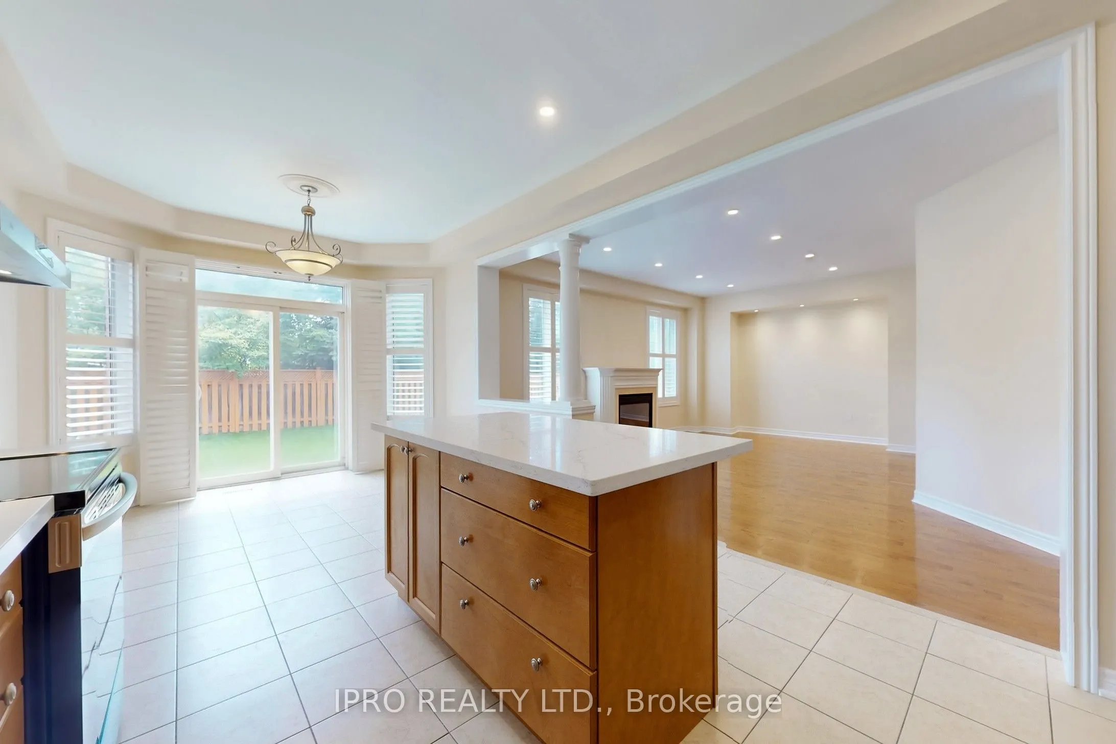 2472 North Ridge Trail S