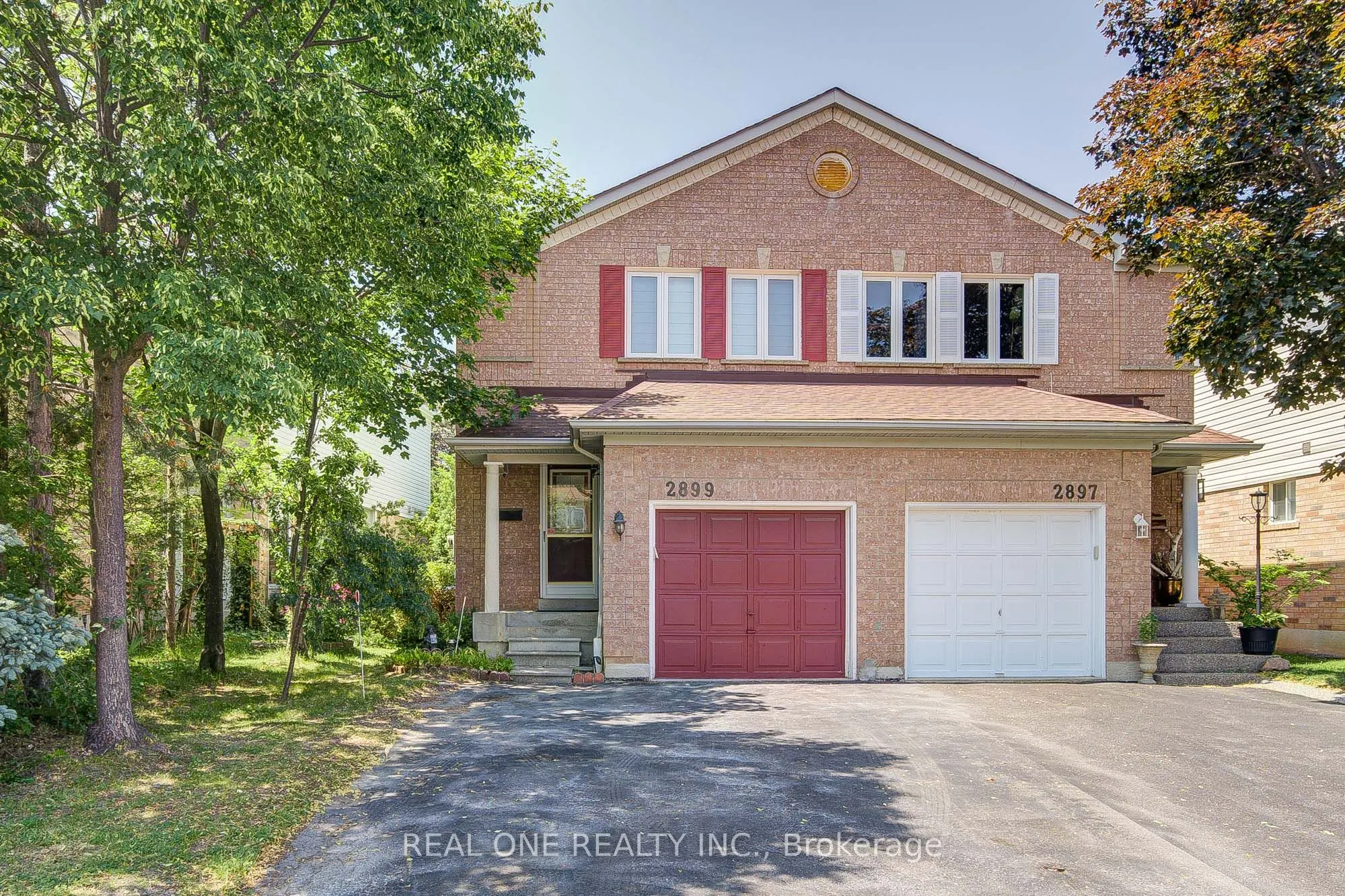 2899 Westbury Court