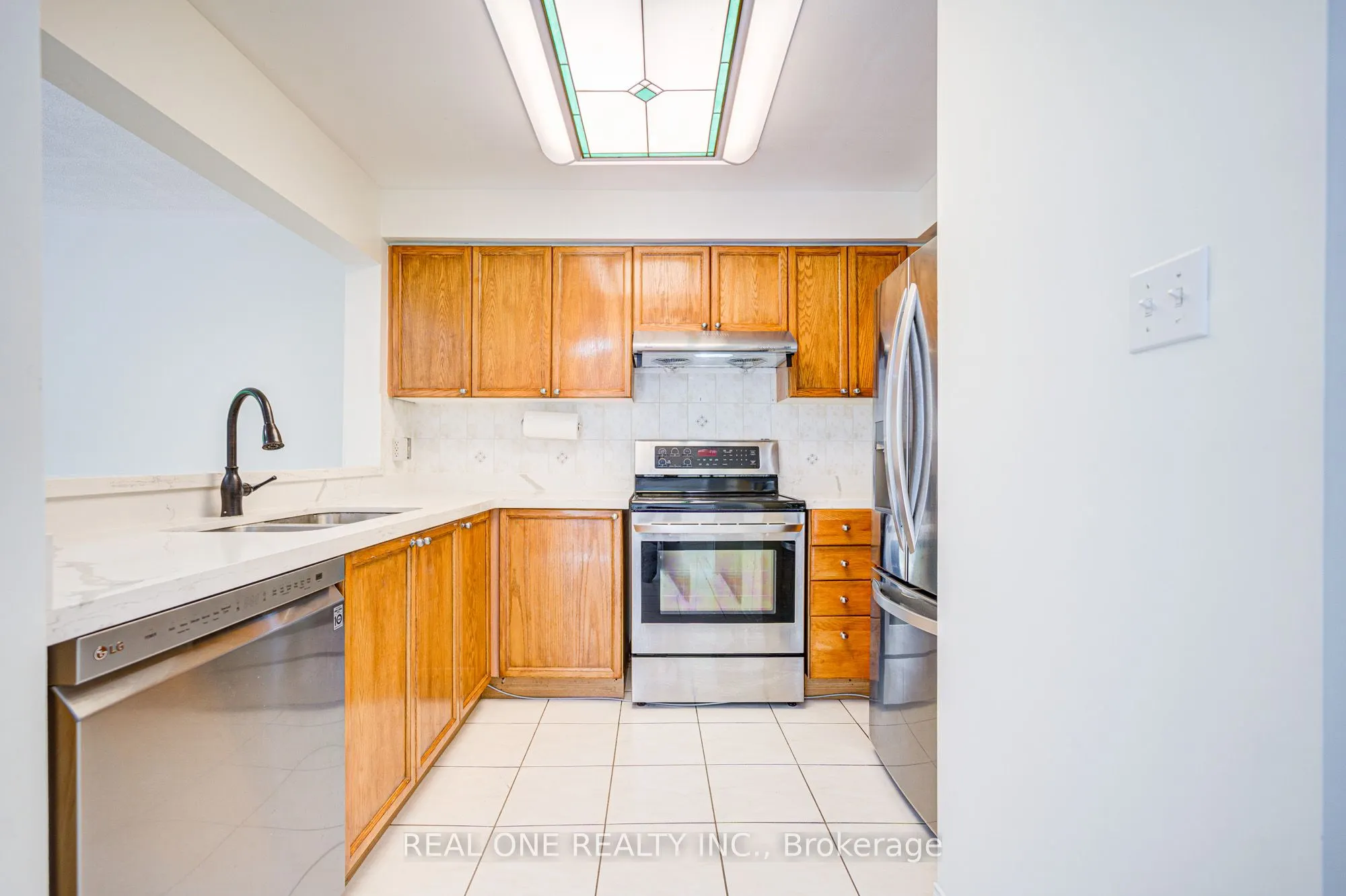2899 Westbury Court
