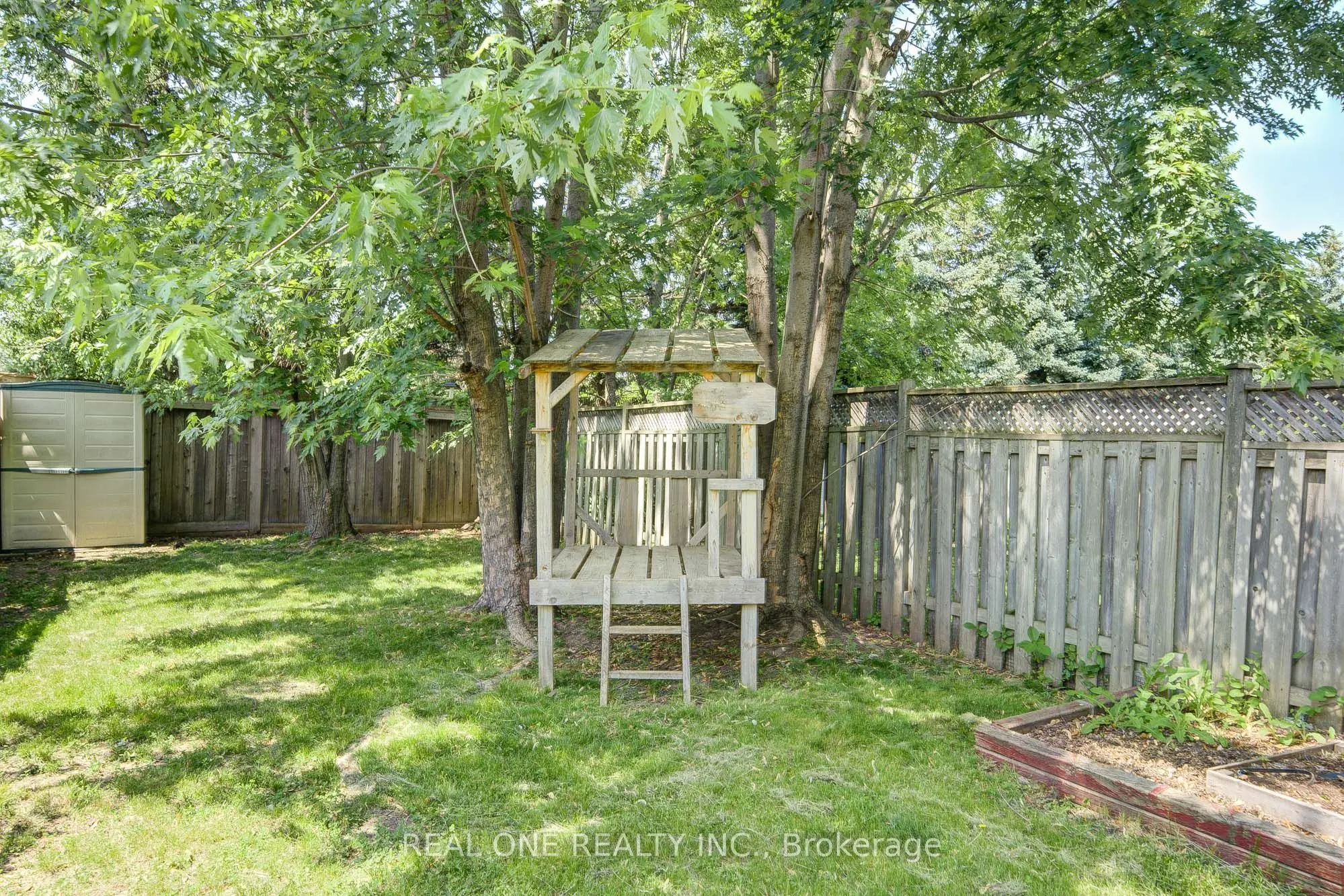 2899 Westbury Court