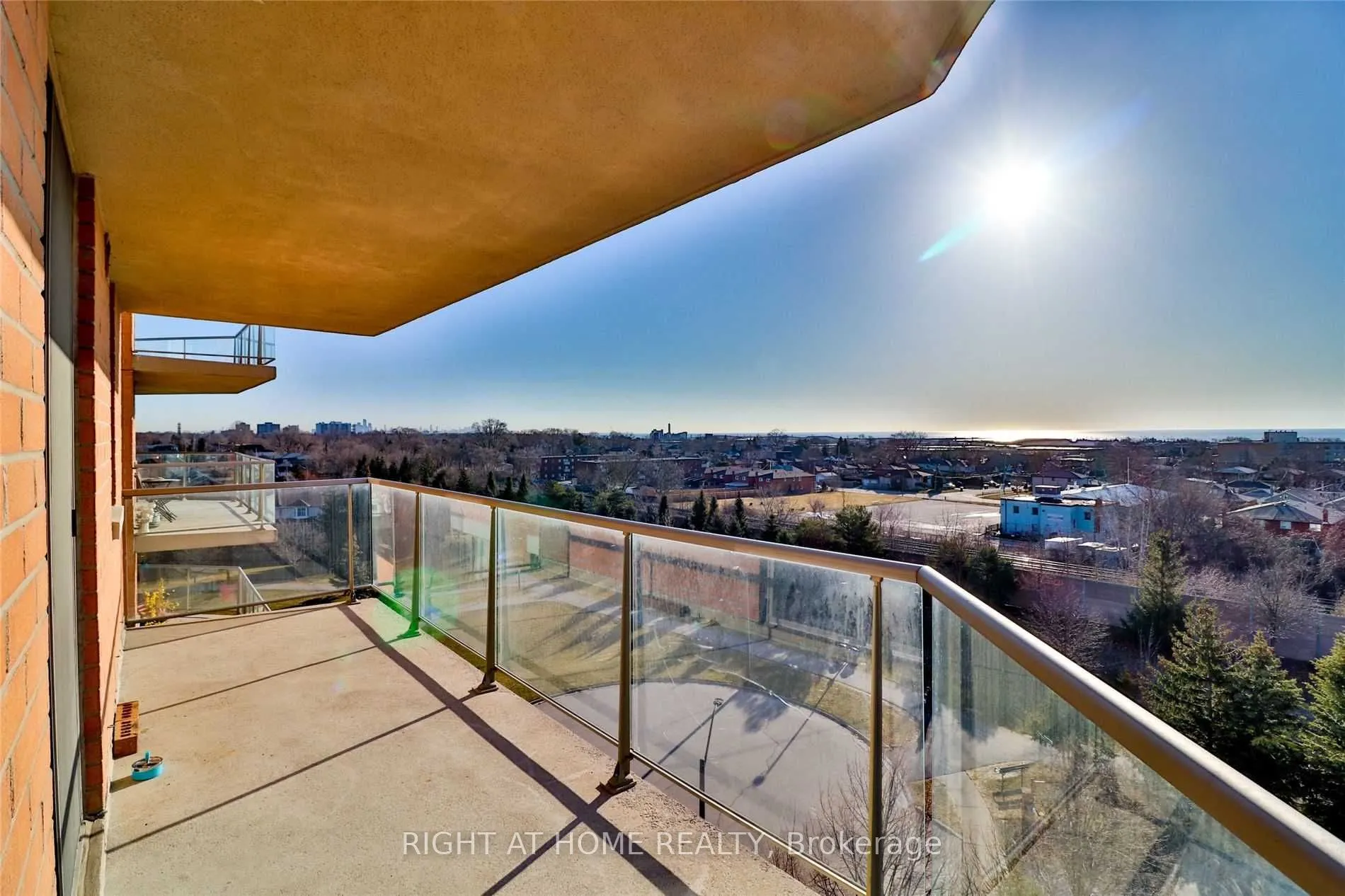 1140 Parkwest Place, #705