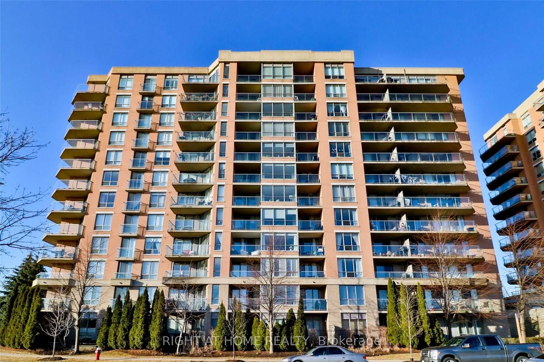 1140 Parkwest Place, #705