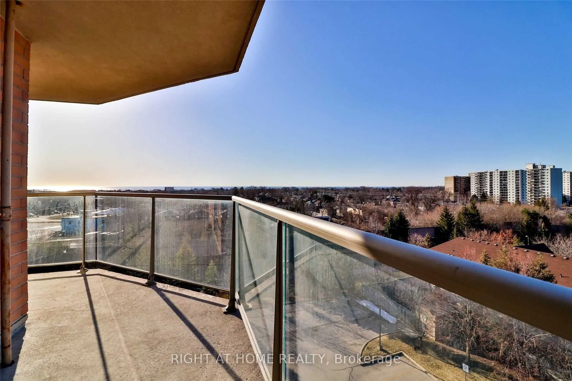 1140 Parkwest Place, #705