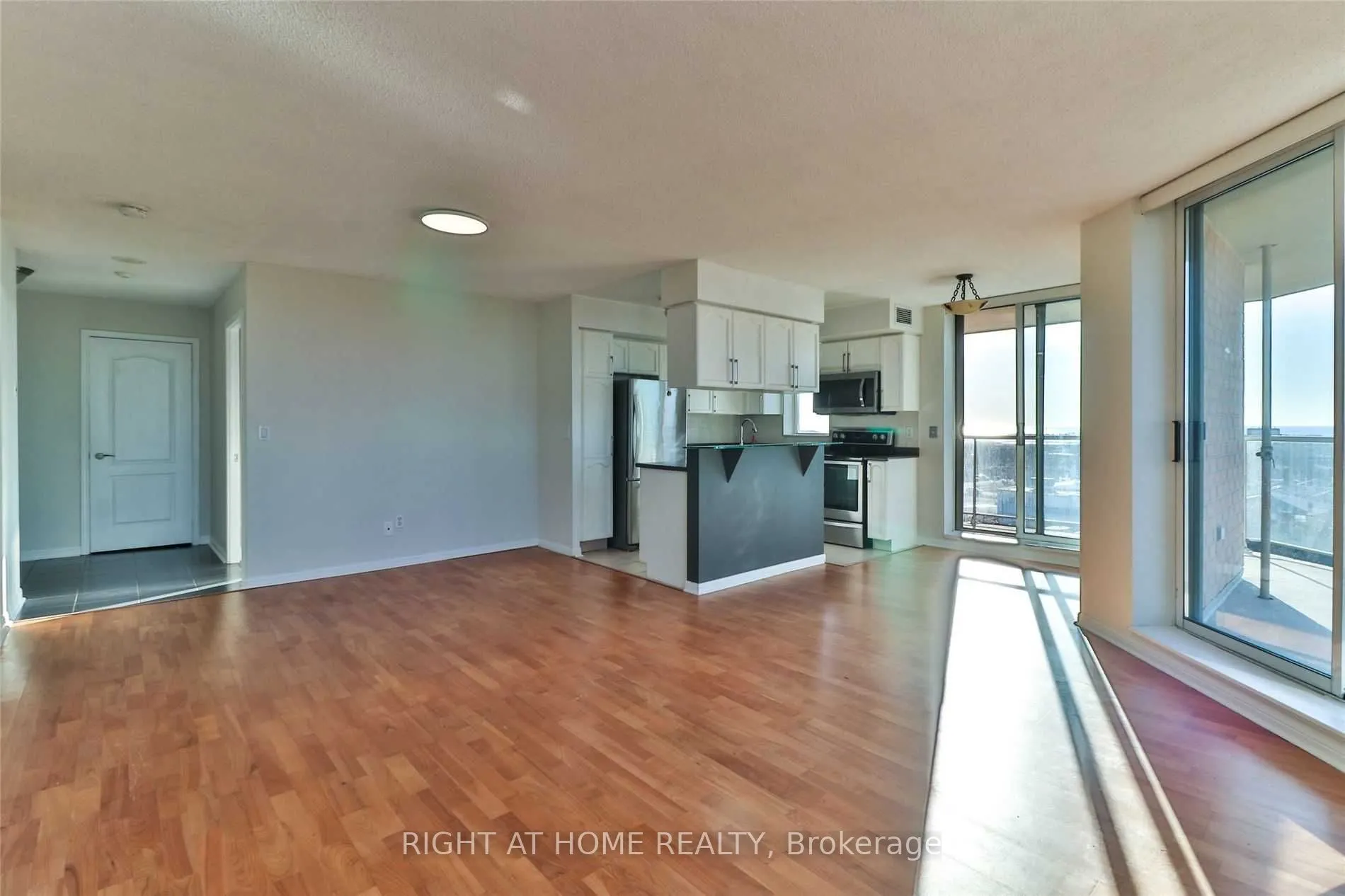 1140 Parkwest Place, #705