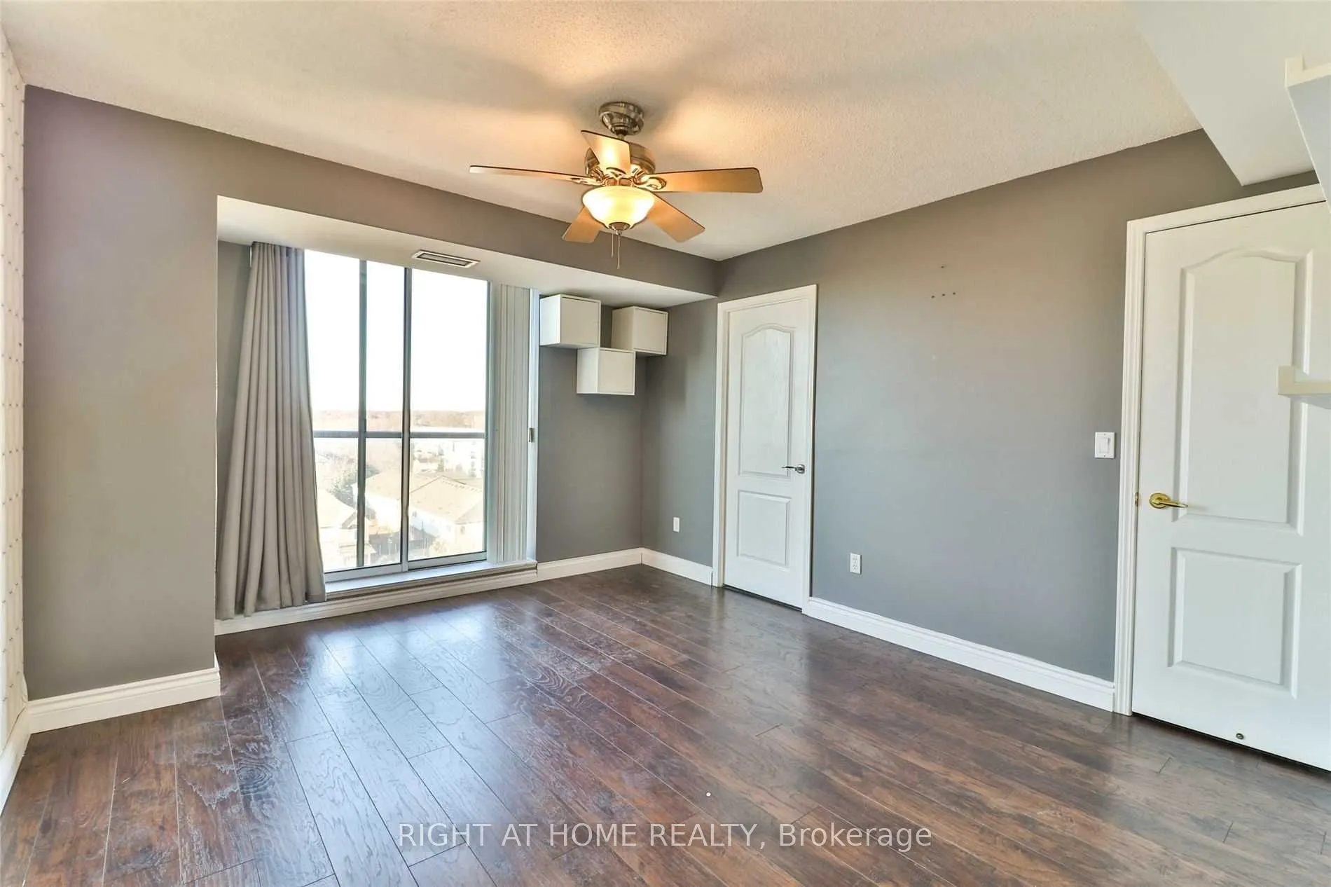 1140 Parkwest Place, #705