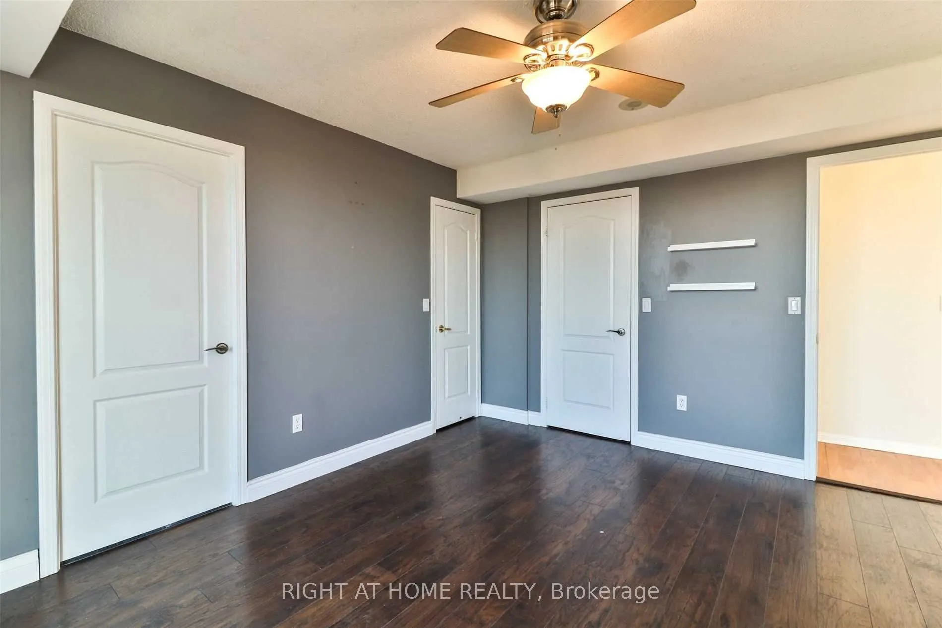 1140 Parkwest Place, #705