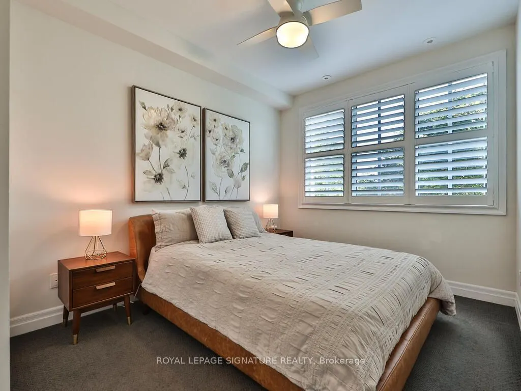 652 Cricklewood Drive, #212