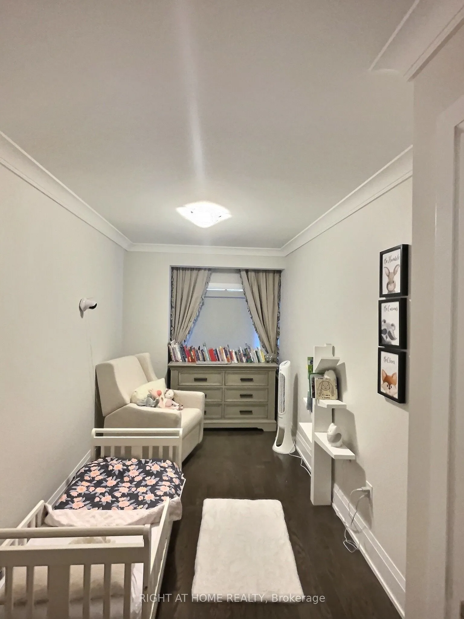 596 Mermaid Crescent