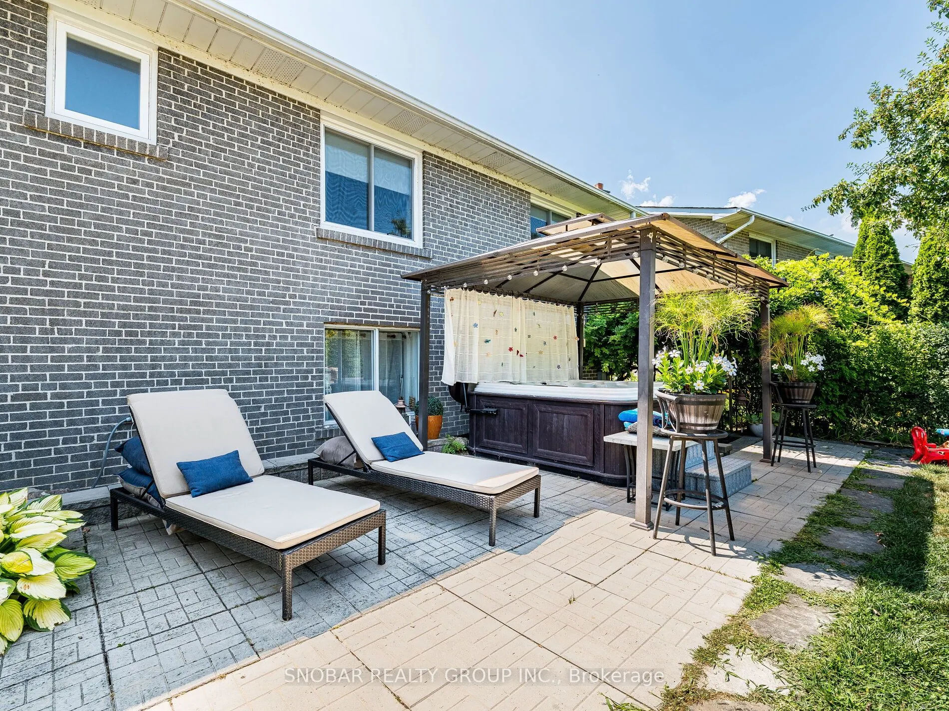 3617 Queenston Drive