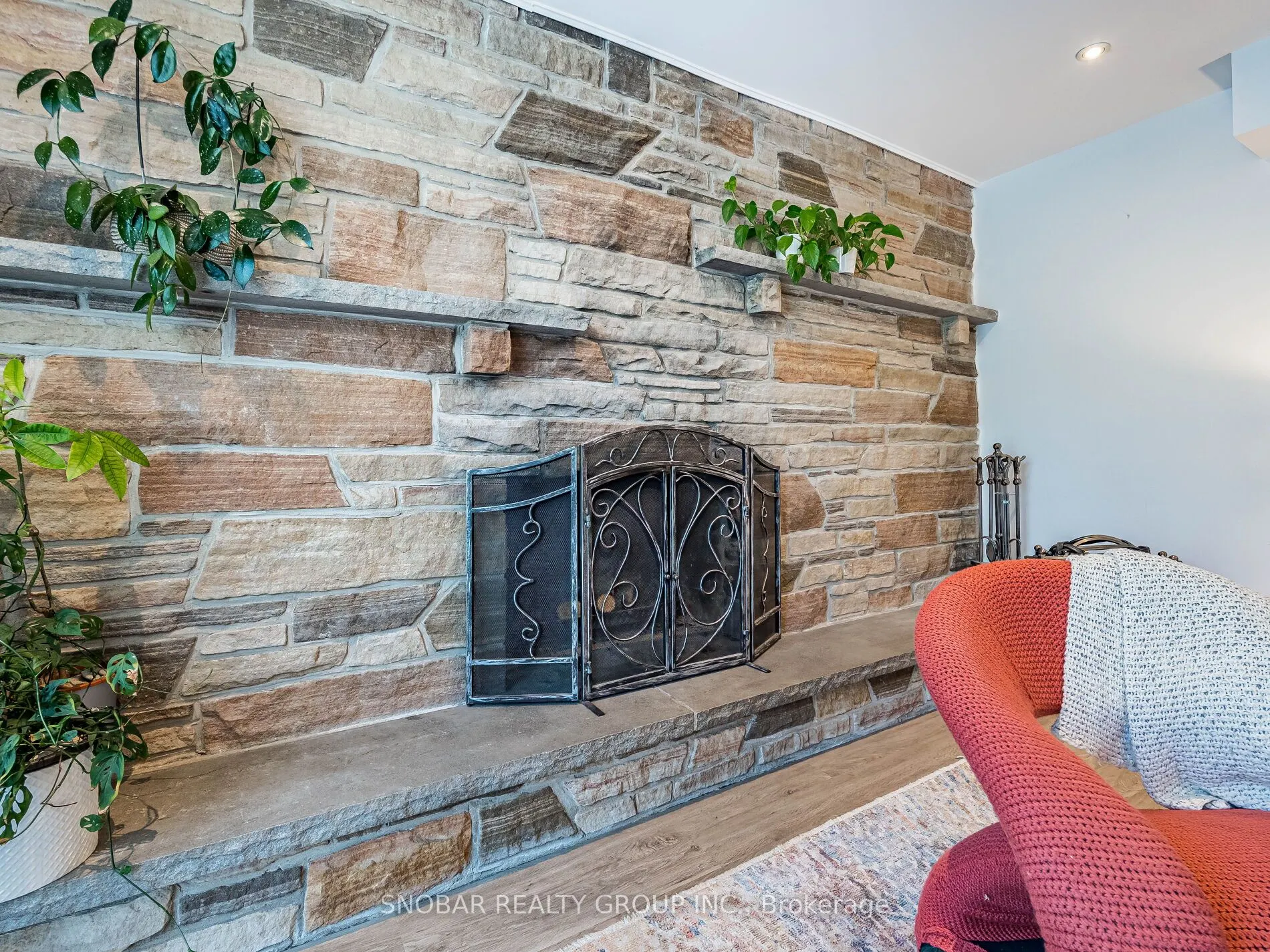3617 Queenston Drive