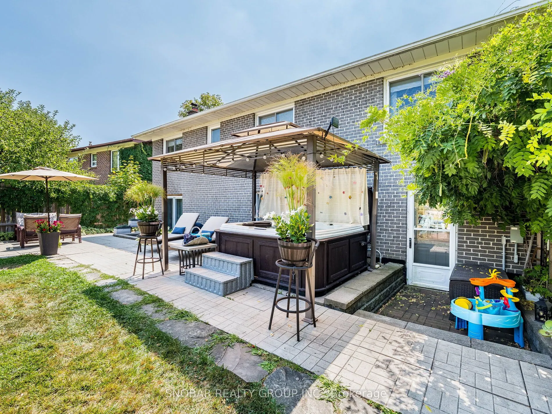3617 Queenston Drive