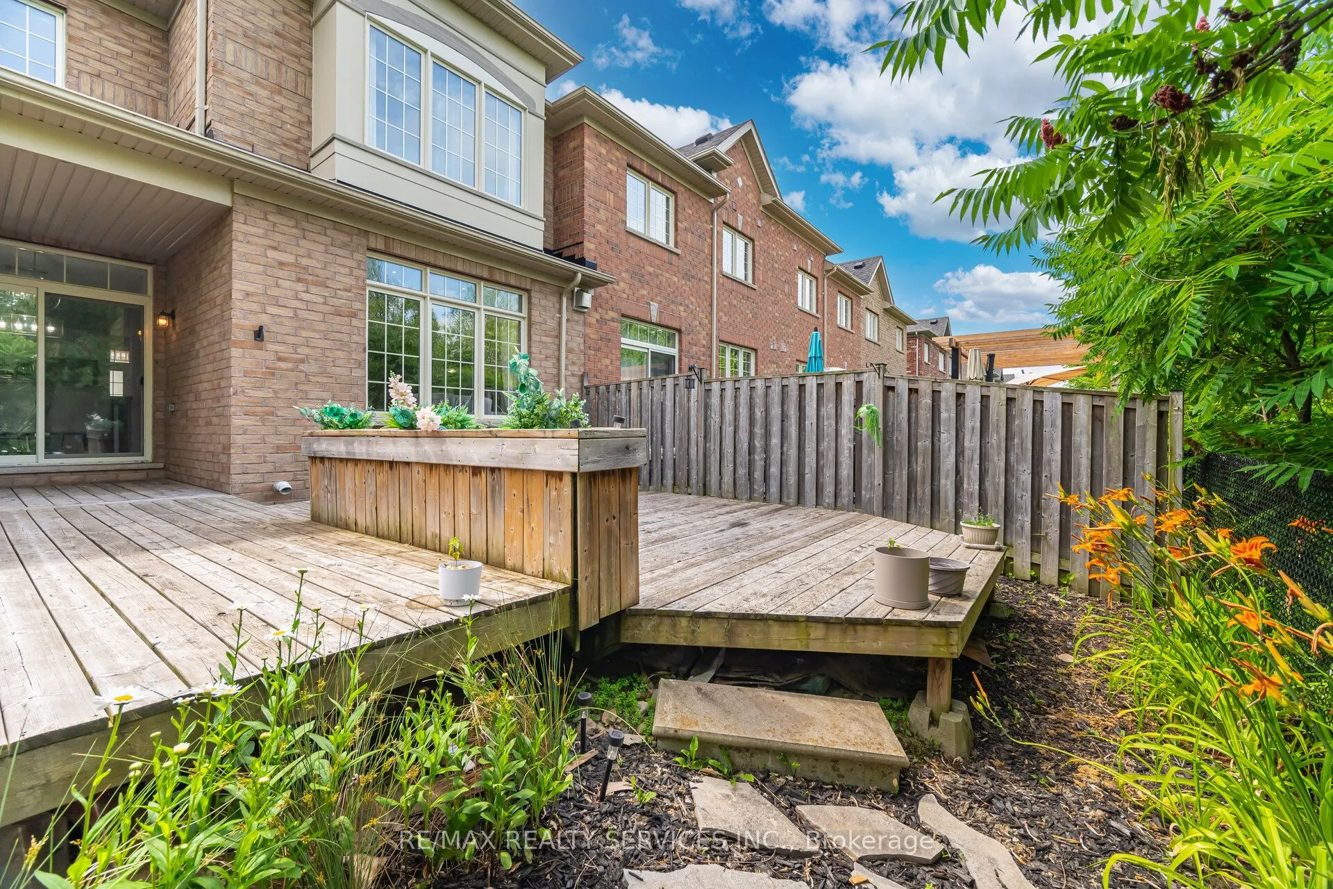 31 Mccardy Court